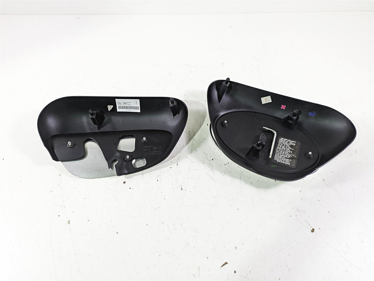 2020 Triumph Street Scrambler 900 Left Right Side Cover Fairing Set T2314107 {{ shop.shopifyCountryName }} - Mototech271