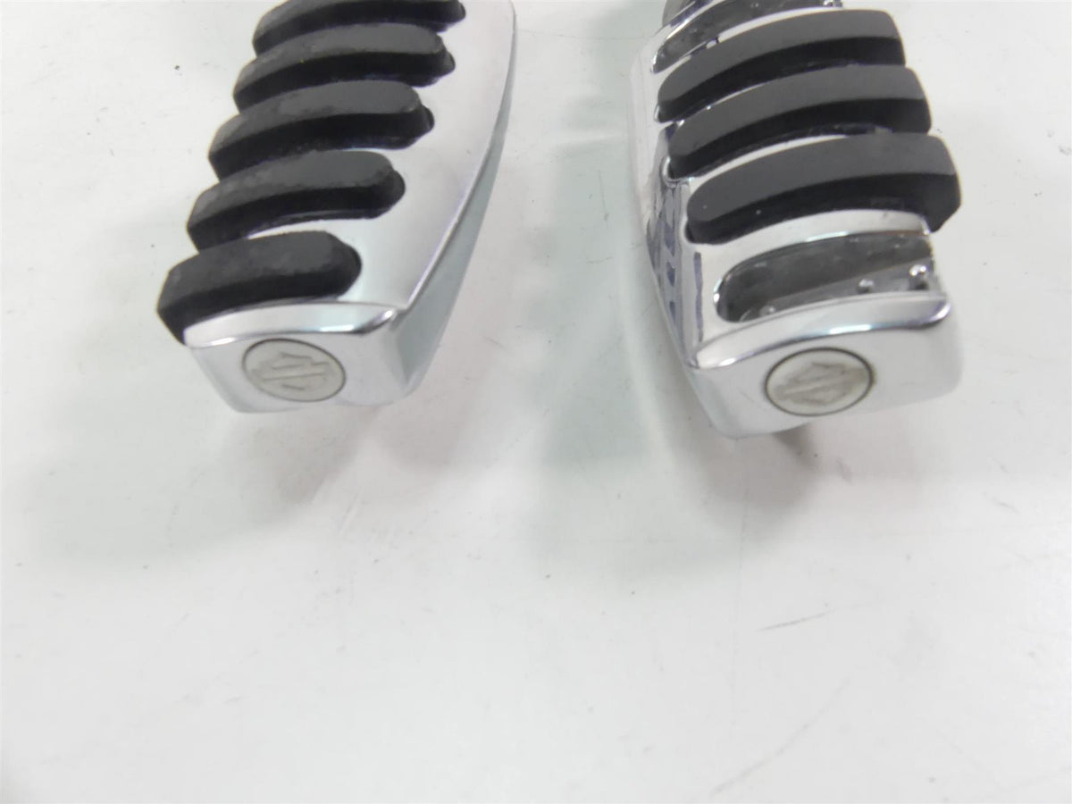 2004 Harley FXDWGI Dyna Wide Glide Rear Footpeg & Mounting Arm Set 52740-02 {{ shop.shopifyCountryName }} - Mototech271