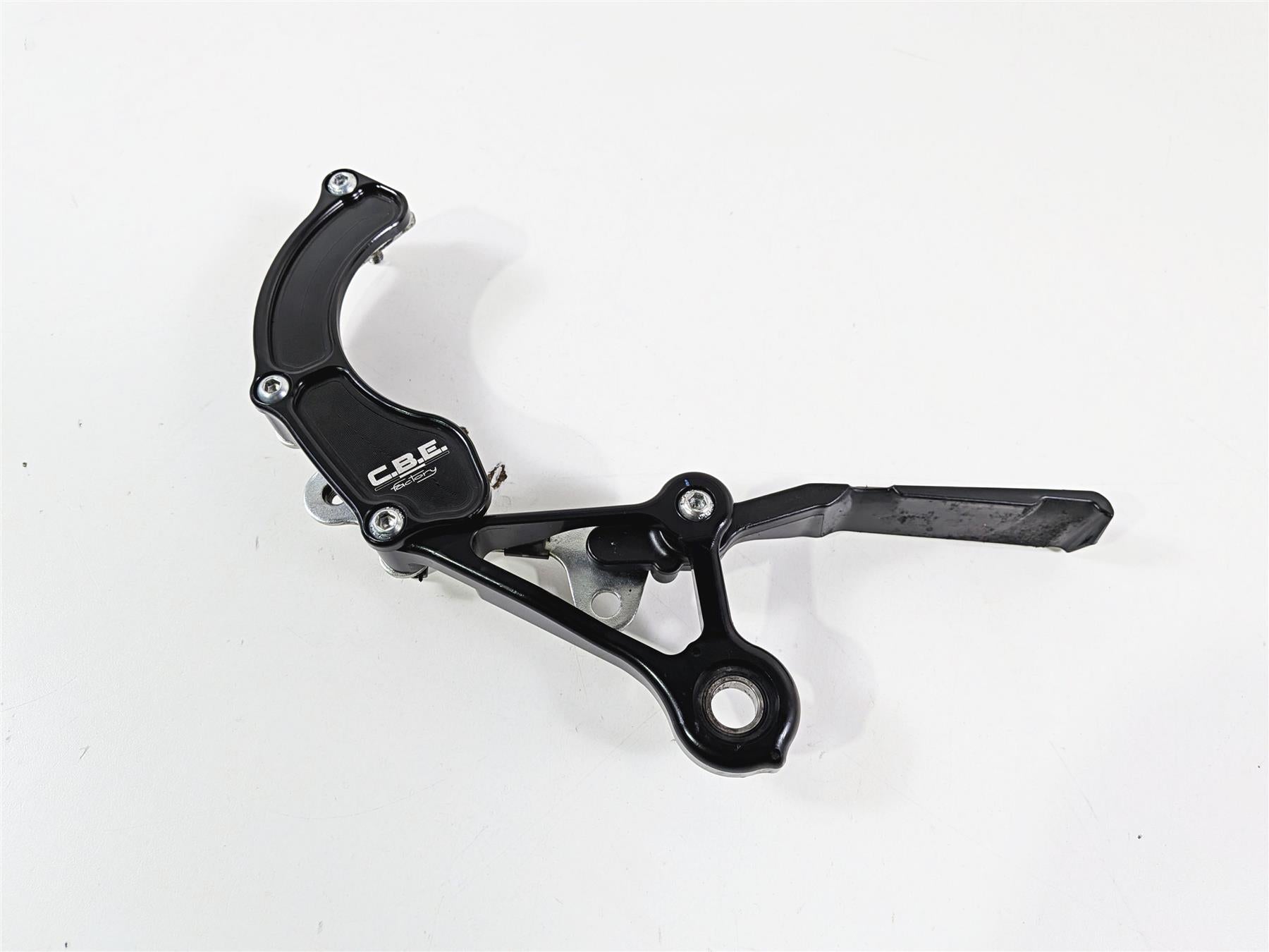 2018 Aprilia RSV4 RR CBE Factory Front Sprocket Cover Guard SCPAP001B04 {{ shop.shopifyCountryName }} - Mototech271