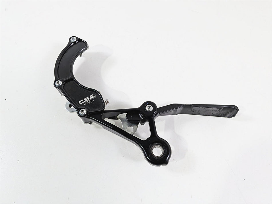 2018 Aprilia RSV4 RR CBE Factory Front Sprocket Cover Guard SCPAP001B04 {{ shop.shopifyCountryName }} - Mototech271