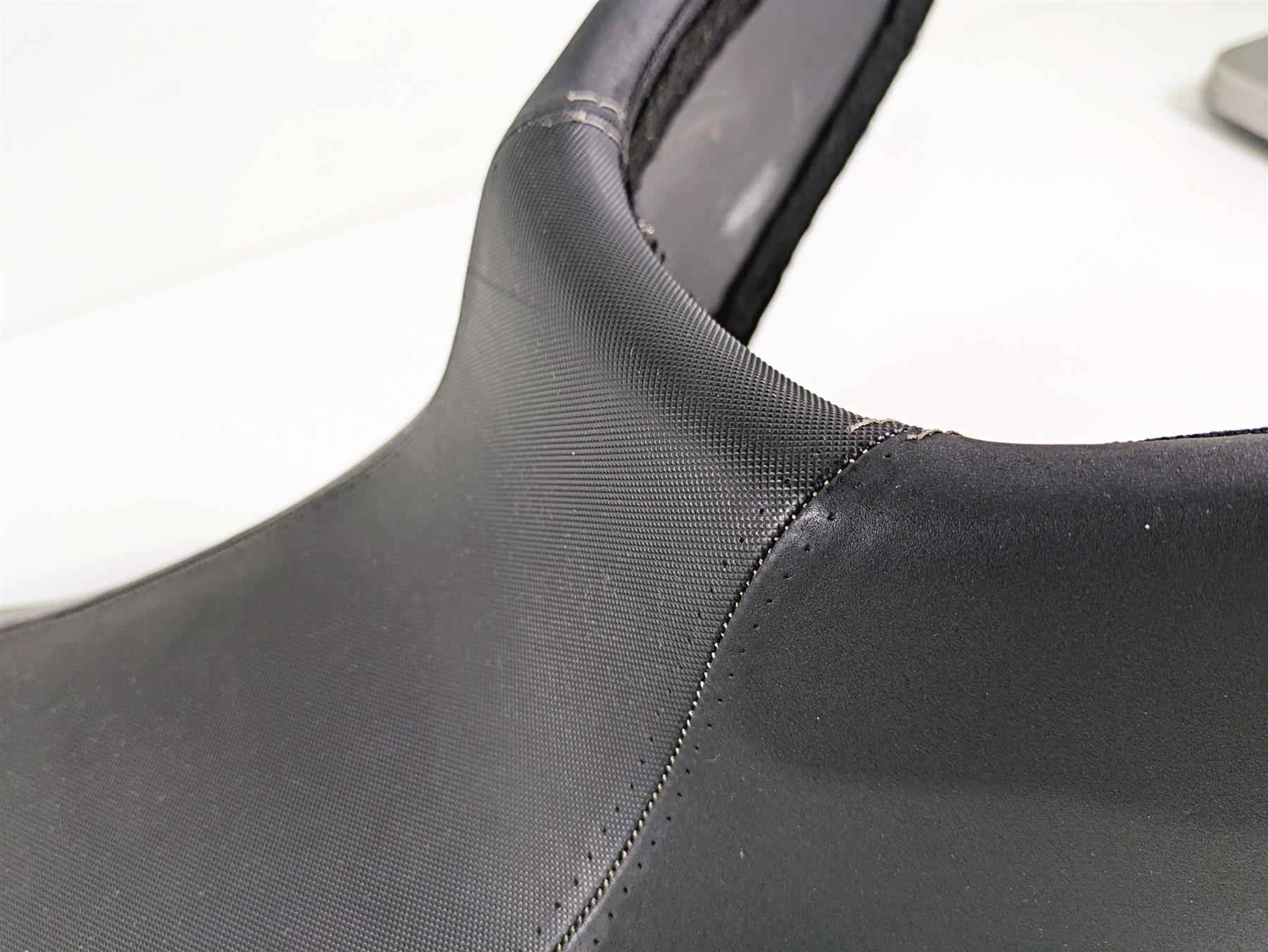 2016 Moto Guzzi Stelvio 1200 8V NTX Front Rider Seat Saddle - Read 88617600A2 {{ shop.shopifyCountryName }} - Mototech271