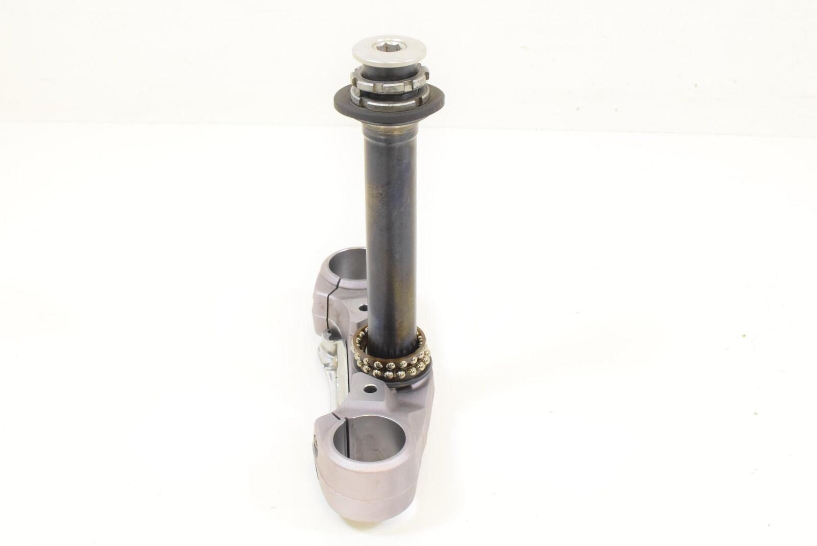 2008 Moto Guzzi Breva Sport 1200 Lower Triple Tree Steering Clamp GU05494030 {{ shop.shopifyCountryName }} - Mototech271