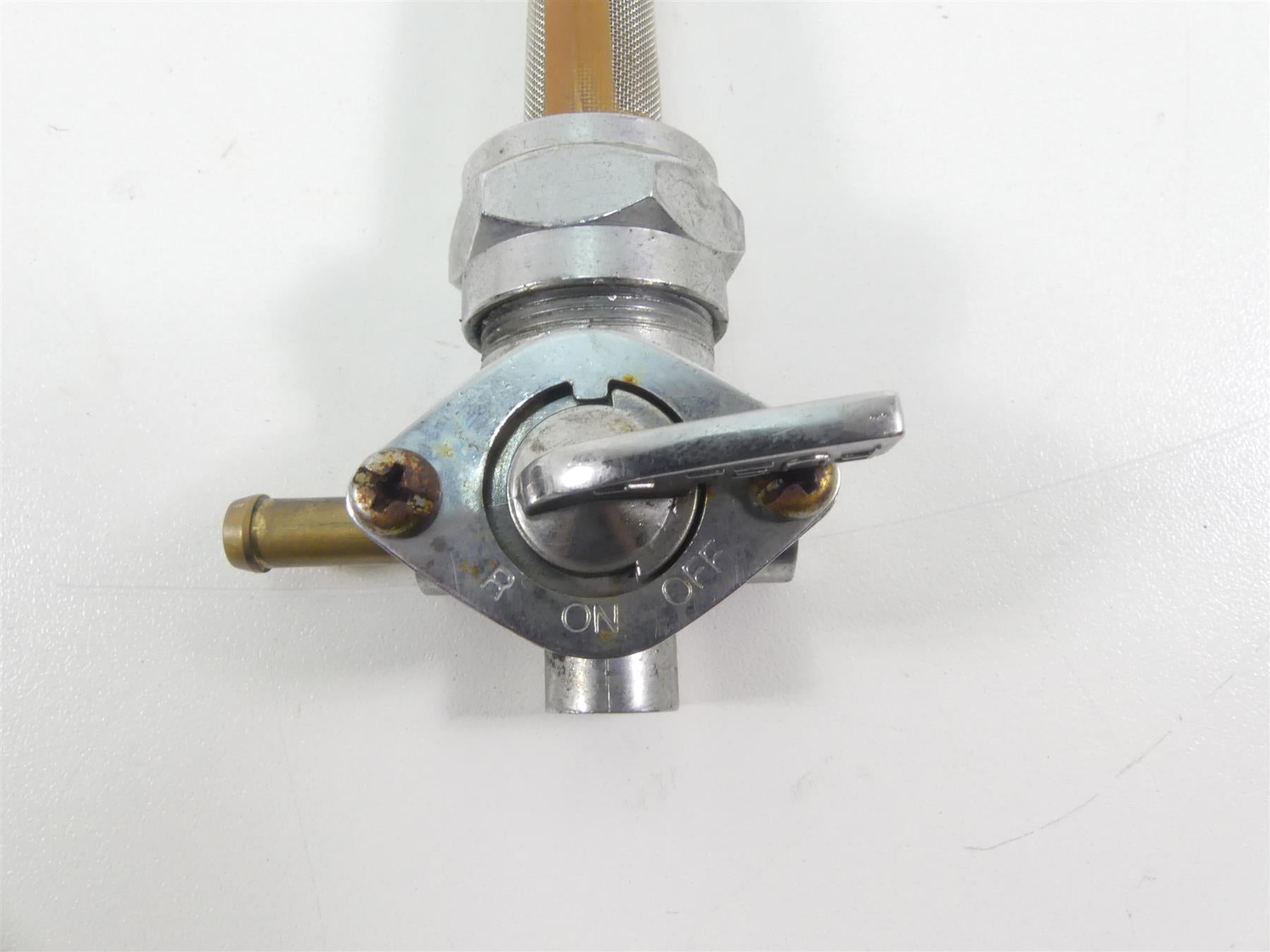 1995 Harley Touring FLHTCU Electra Glide Fuel Gas Petrol Petcock Valve 61338-94D {{ shop.shopifyCountryName }} - Mototech271