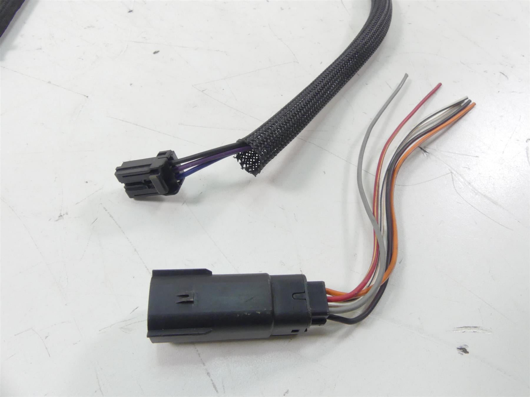 2009 Harley FXDF Dyna Fat Bob Right Hand Control Switch & Blinker 71684-06A {{ shop.shopifyCountryName }} - Mototech271