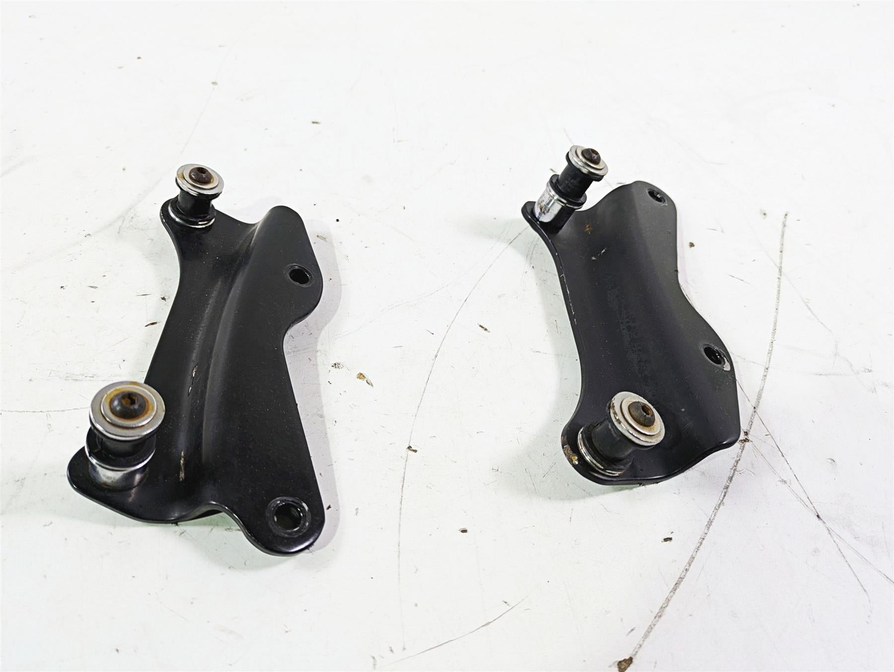 2016 Harley Touring FLTRX Road Glide Sissy Bar Mounts Quick Release 52300353 {{ shop.shopifyCountryName }} - Mototech271