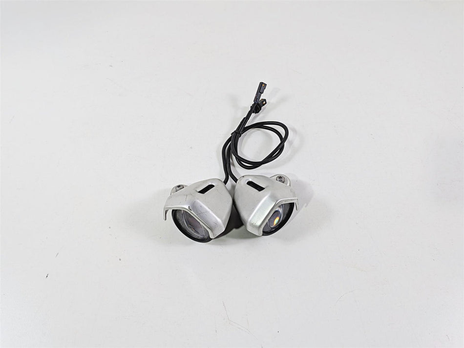 2022 Triumph Tiger 900 GT Pro Front Fog Spot Light Lamp Set T2708708 T2708722 {{ shop.shopifyCountryName }} - Mototech271