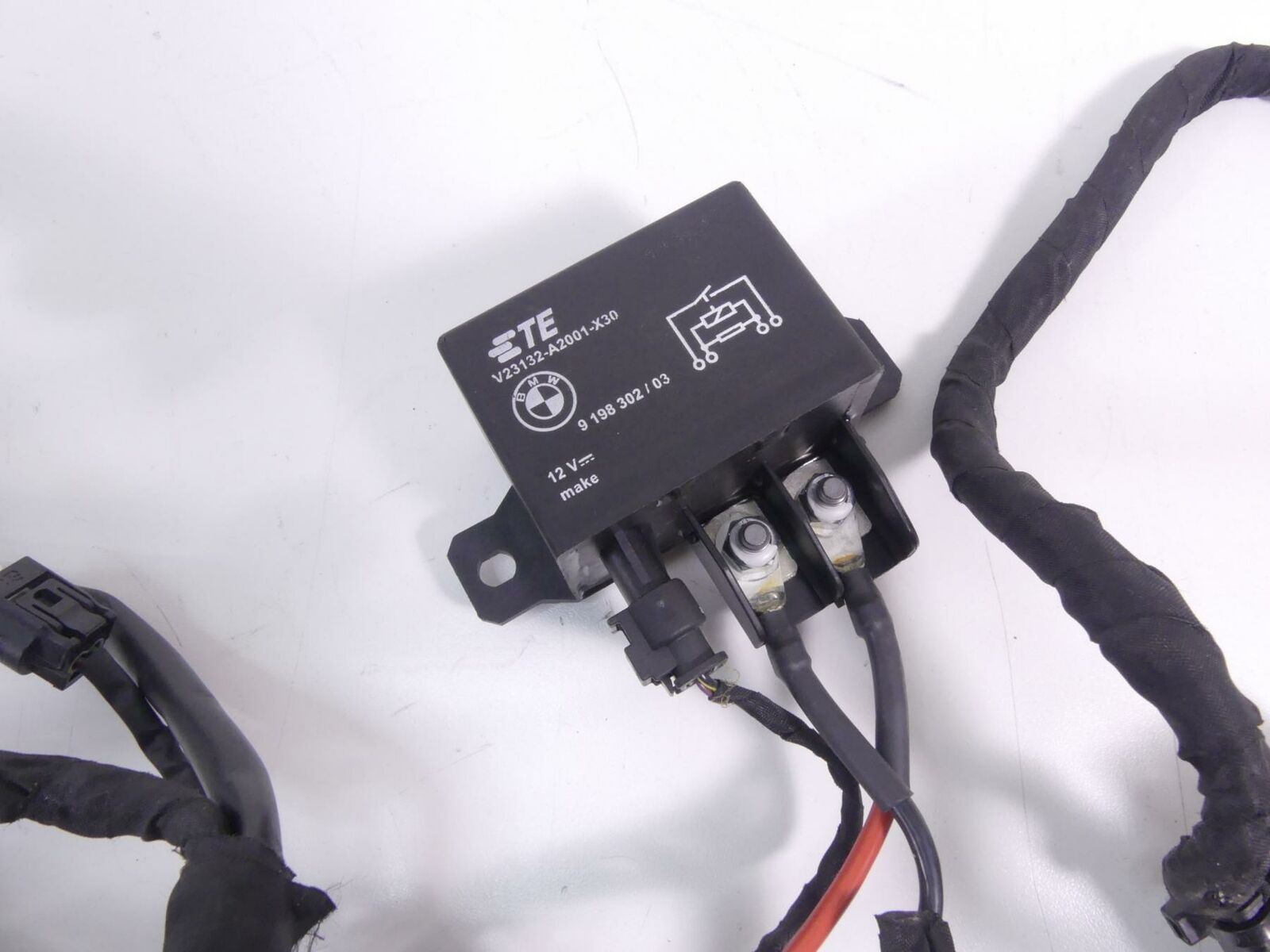 2017 BMW F800GS K72 Engine & Main Wirin Harness Esa -No Cuts 61118566632 {{ shop.shopifyCountryName }} - Mototech271