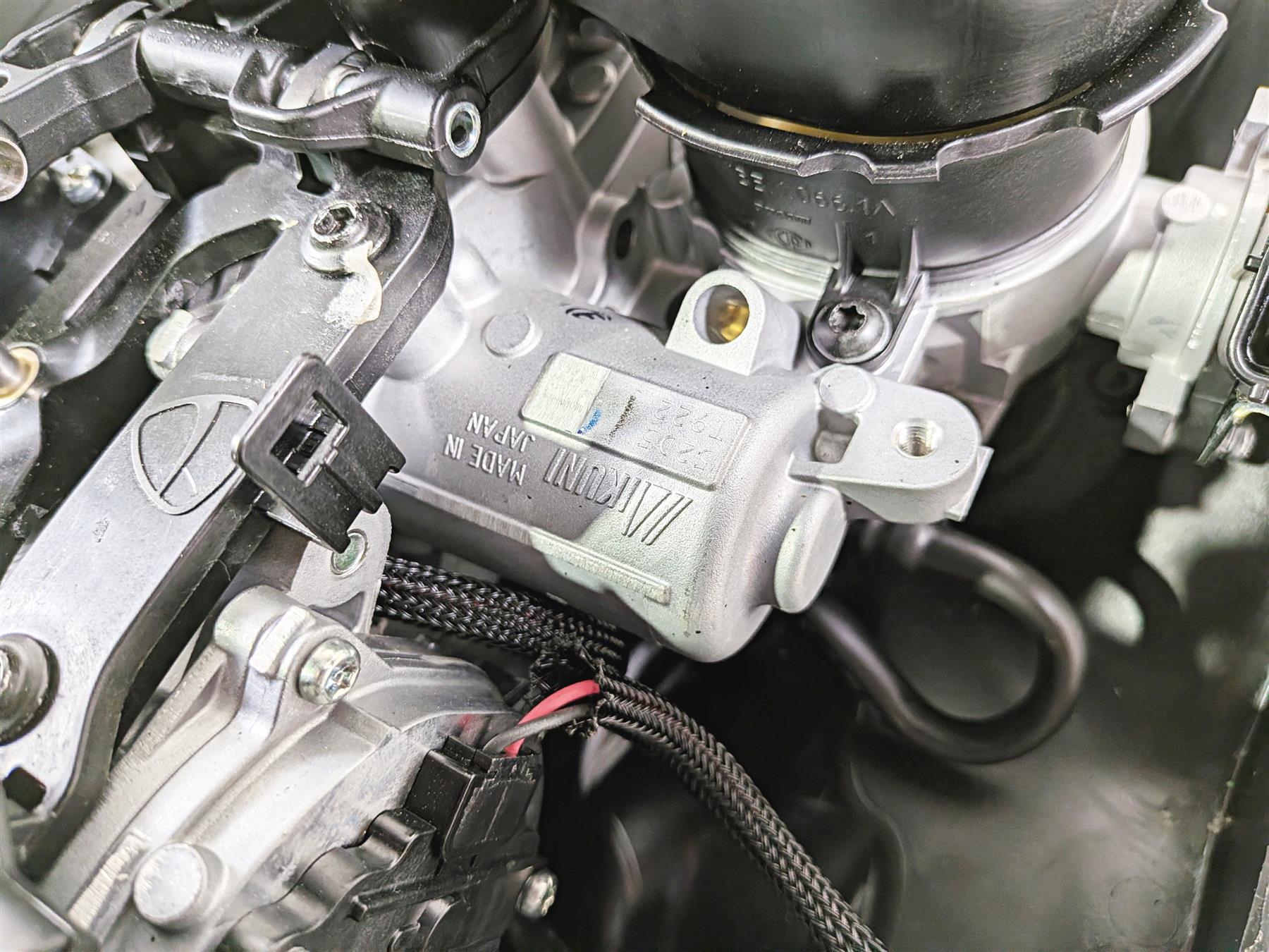 2019 Ducati Panigale V4S V4 S Corse Throttle Body Air Box Injector Set 28221213B {{ shop.shopifyCountryName }} - Mototech271