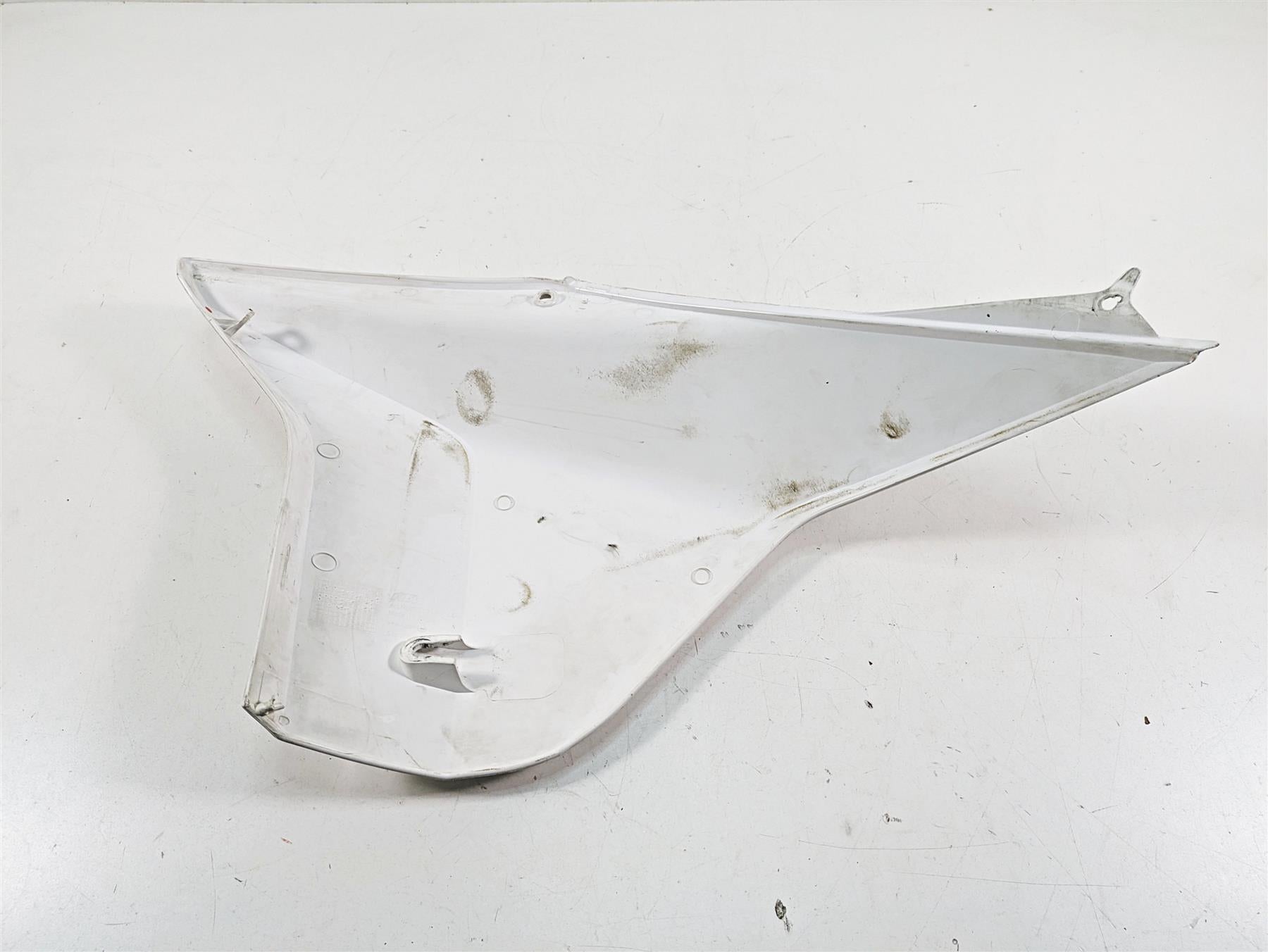 2018 KTM 1090 Adventure R Right Side Fuel Tank Fairing Cover - Read 60308051000 {{ shop.shopifyCountryName }} - Mototech271