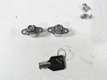 2020 Harley Touring FLHT Electra Glide Saddlebag Lock Key Set 90300024 {{ shop.shopifyCountryName }} - Mototech271