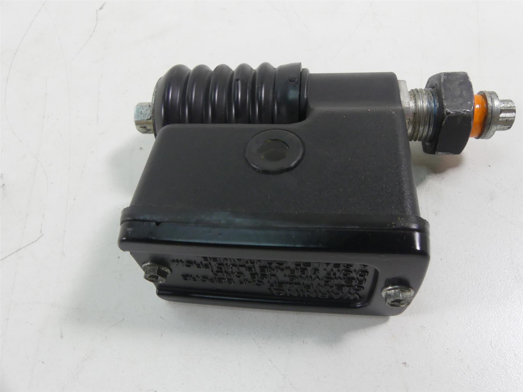 2005 Harley FXDWGI Dyna Wide Glide Rear Brake Master Cylinder 42474-90C {{ shop.shopifyCountryName }} - Mototech271