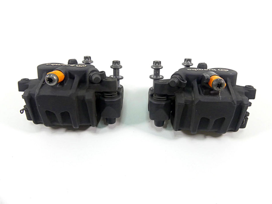 2013 BMW F800GS STD K72 Front Brake Caliper Set 34117716715 34117716716 {{ shop.shopifyCountryName }} - Mototech271