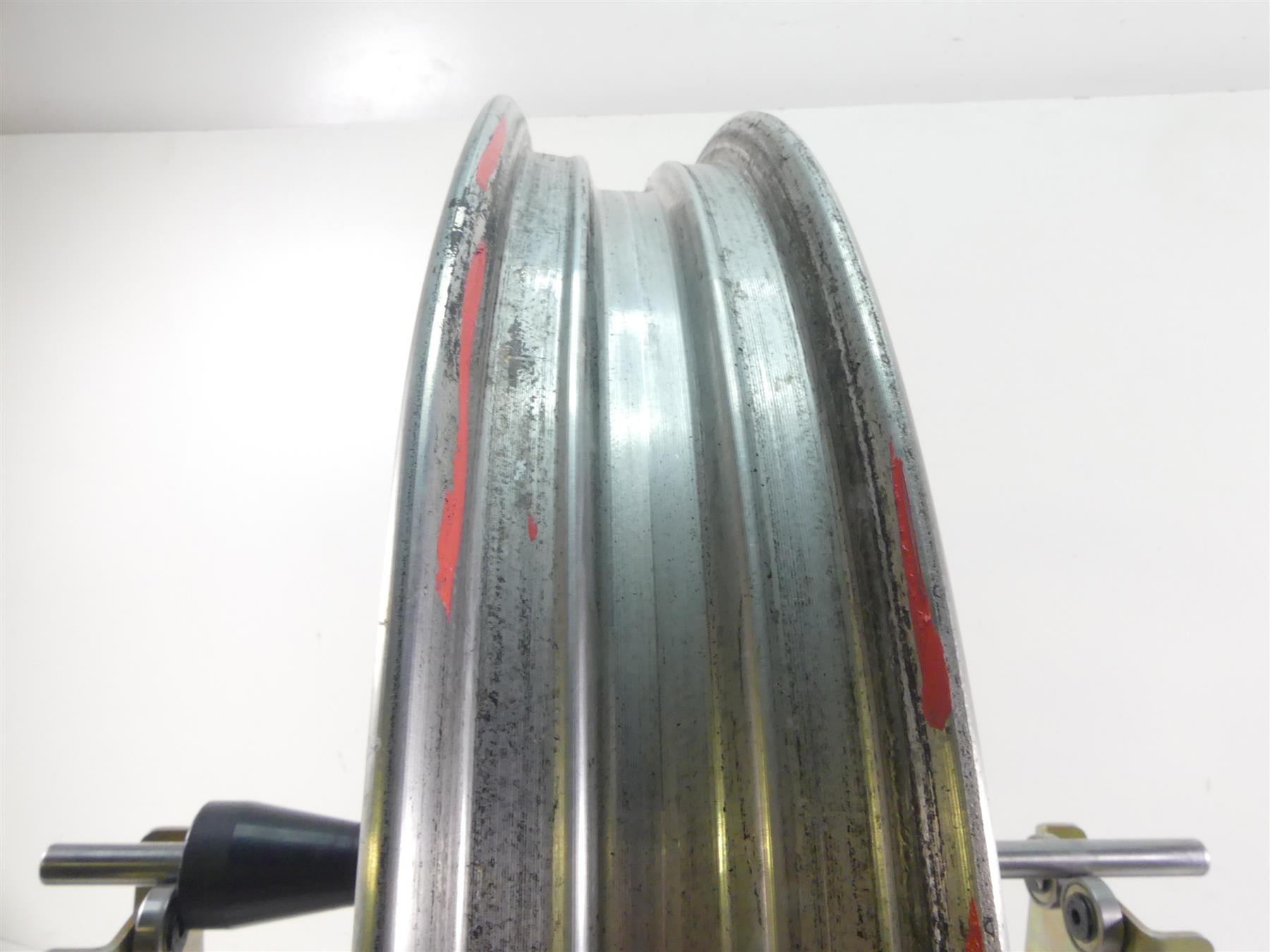 2001 Harley Davidson XL1200 Sportster Front Wheel Rim 19x2.15 - Read 43594-00 {{ shop.shopifyCountryName }} - Mototech271