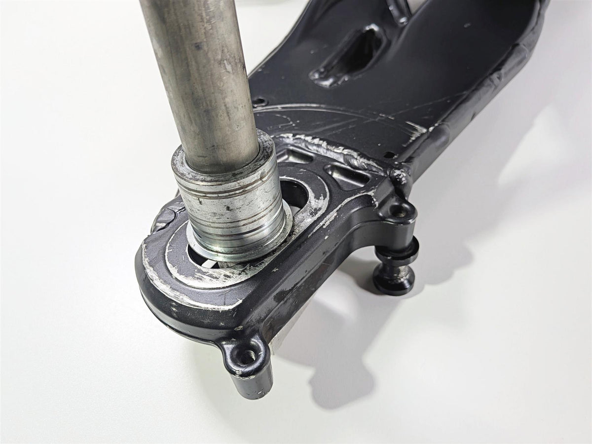 2023 Yamaha MT10 MTN1000 Rear Swingarm Swing Arm & Axle B5Y-22110-00-00 {{ shop.shopifyCountryName }} - Mototech271