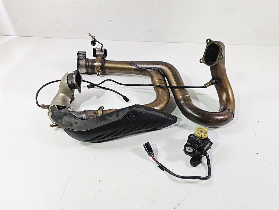 2016 Ducati Monster 1200 S Exhaust Header & Servo Motor 57211632A 59340393A {{ shop.shopifyCountryName }} - Mototech271