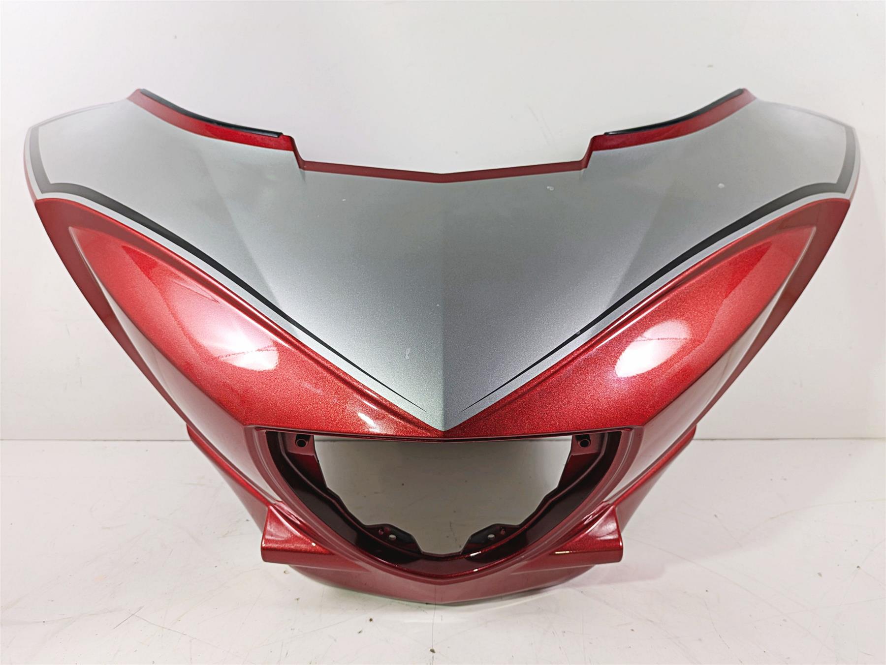 2012 Victory Cross Country Front Nose Outer Fairing Cover Cowl 5439275 {{ shop.shopifyCountryName }} - Mototech271