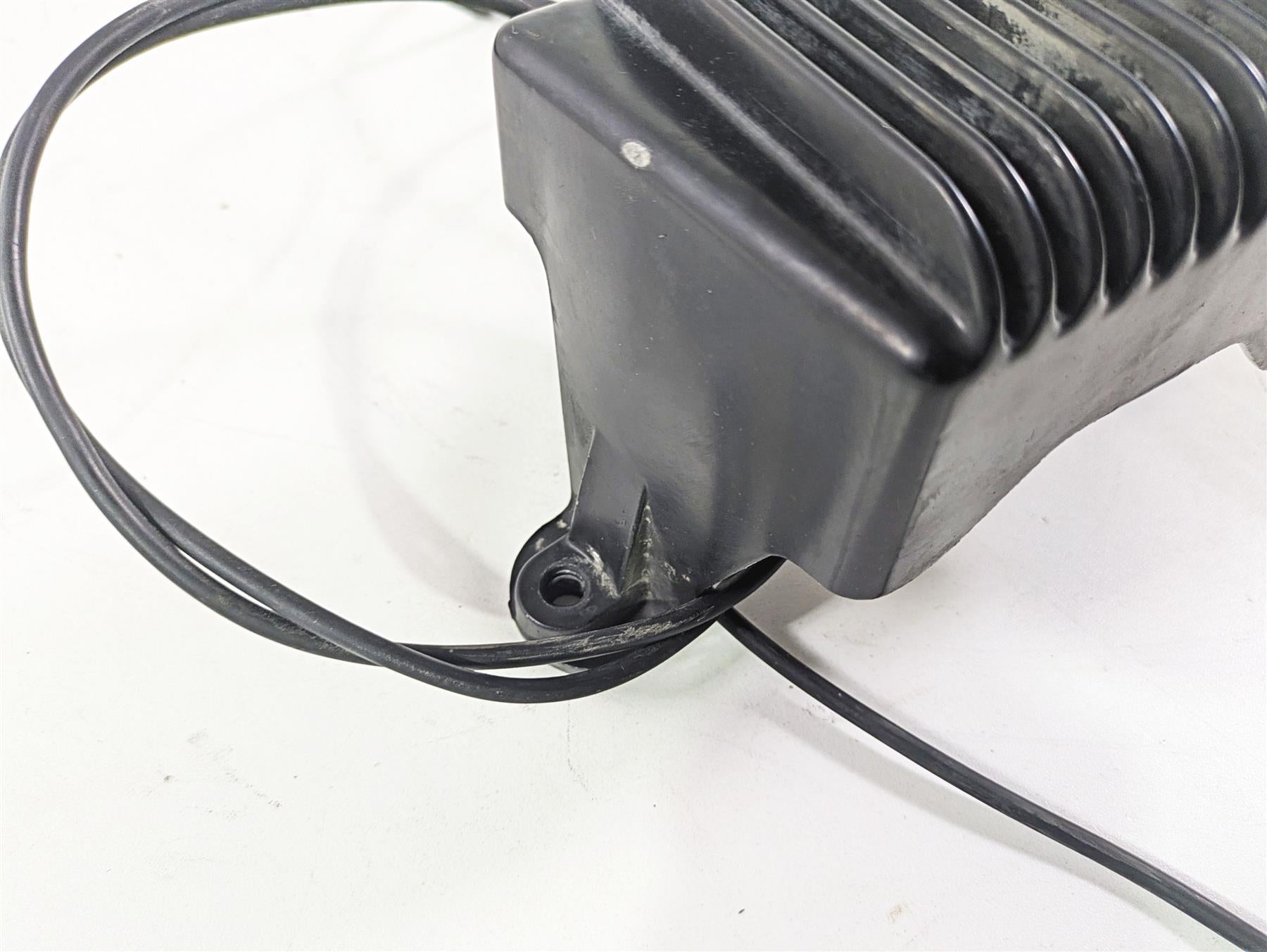1996 Harley Touring FLHTCUI Electra Glide Rectifier Voltage Regulator 74505-95A {{ shop.shopifyCountryName }} - Mototech271