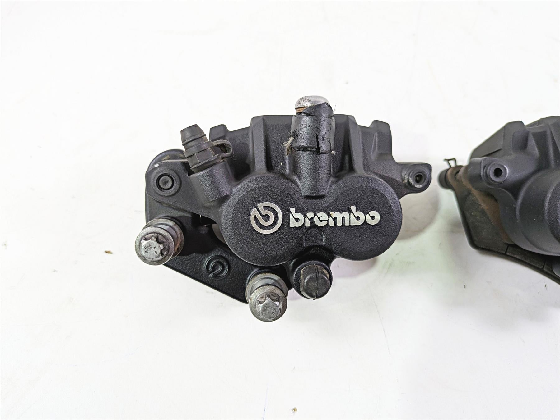 2017 BMW F800GS Adv K75 Brembo Front Brake Caliper Set 34117716715 34117716716 {{ shop.shopifyCountryName }} - Mototech271