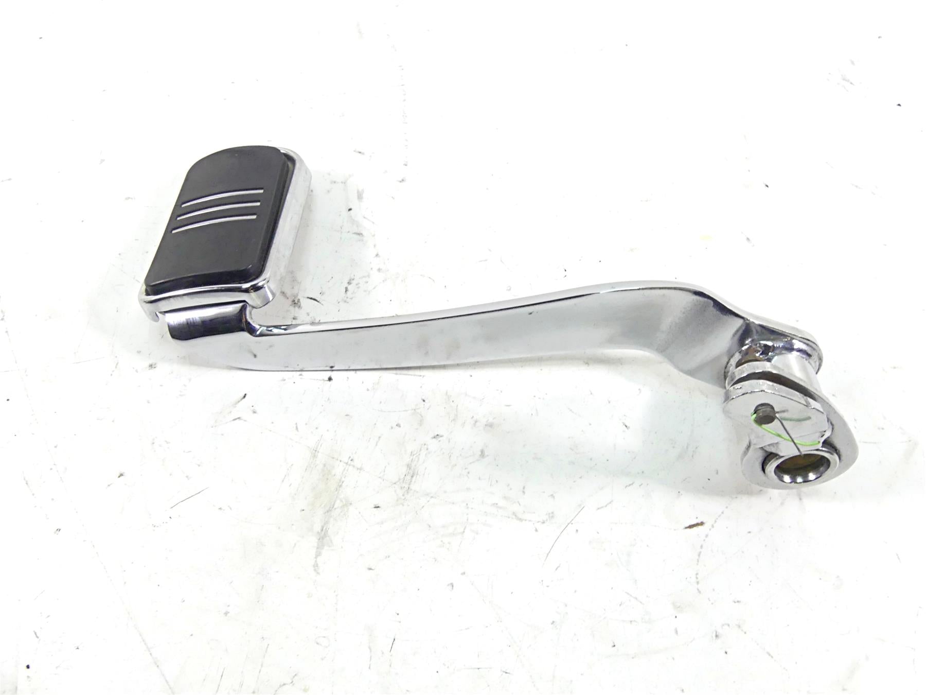 2011 Harley Touring FLTRX Road Glide Rear Brake Lever Pedal 42407-08