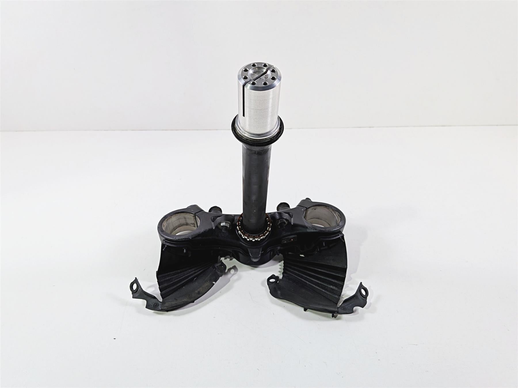 2015 Ducati Diavel Dark Lower Tiple Tree Steering Clamp 34220612B-Mototech271