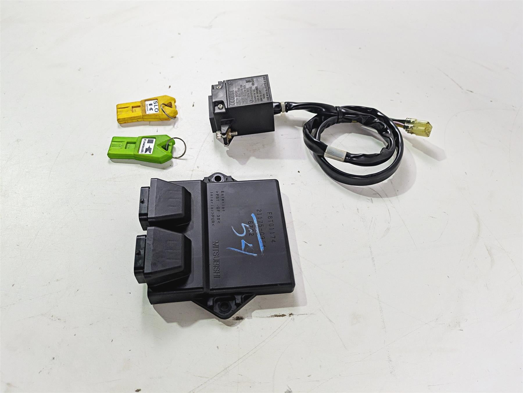 2017 Kawasaki Ultra 310X Cdi Ecu Ecm Ignition & Dess Switch Set 21175-0954 {{ shop.shopifyCountryName }} - Mototech271
