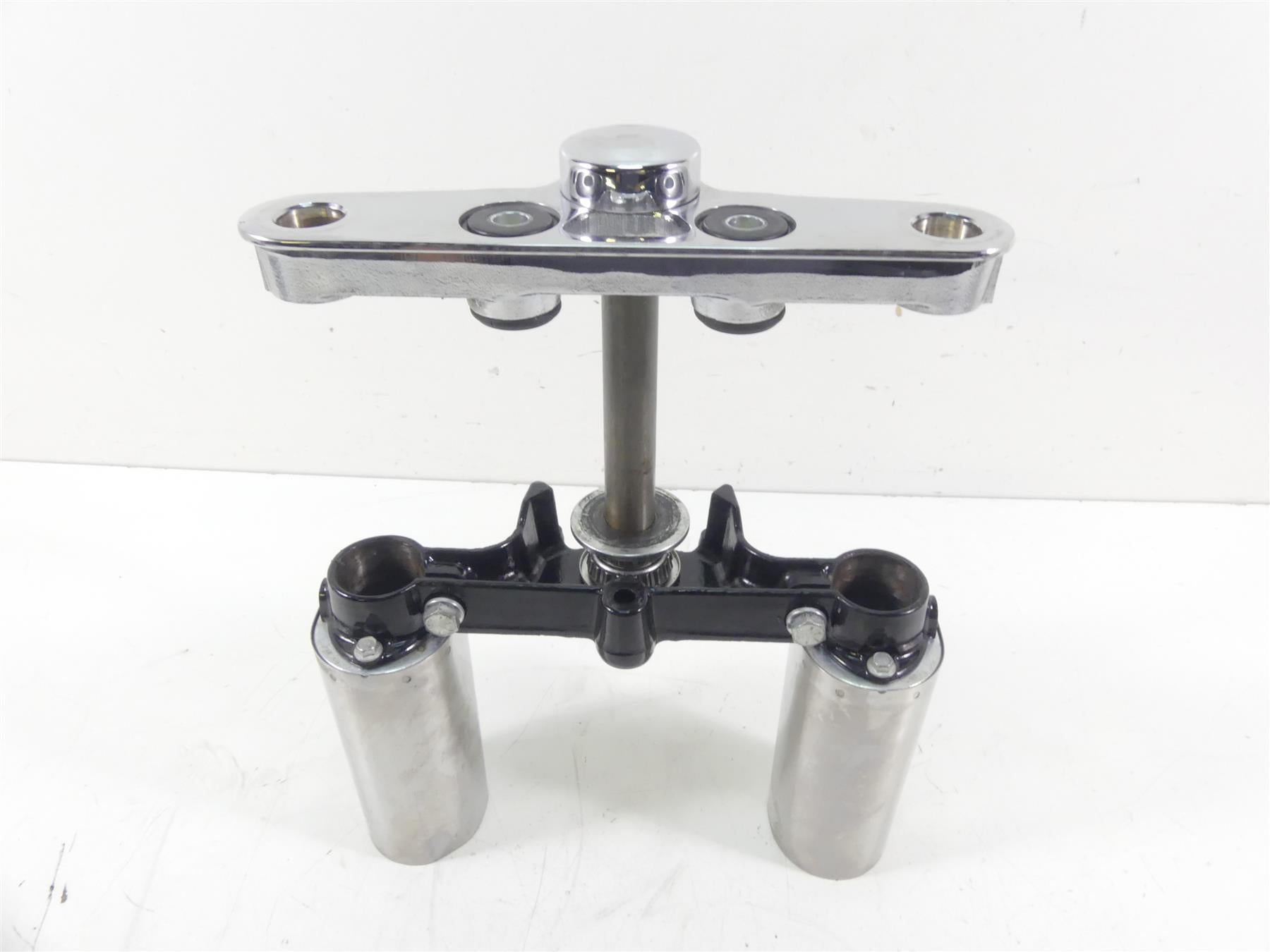 2017 Harley FLS Softail Slim Upper & Lower Triple Tree Set 45456-86B 45605-00A {{ shop.shopifyCountryName }} - Mototech271