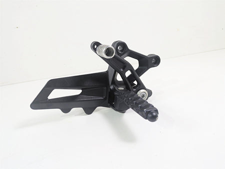 2017 KTM 1290 Super Duke GT Front Right Footpeg & Brake Pedal 6130303910033S {{ shop.shopifyCountryName }} - Mototech271