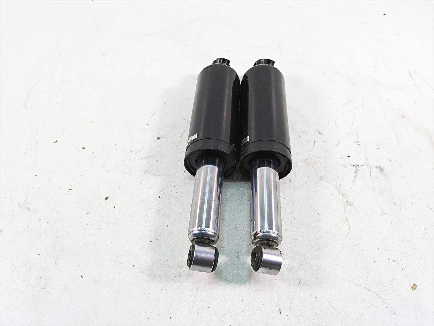 2009 Harley Touring FLHTCU Electra Glide Rear Air Shock Damper Set READ 54565-97 | Mototech271