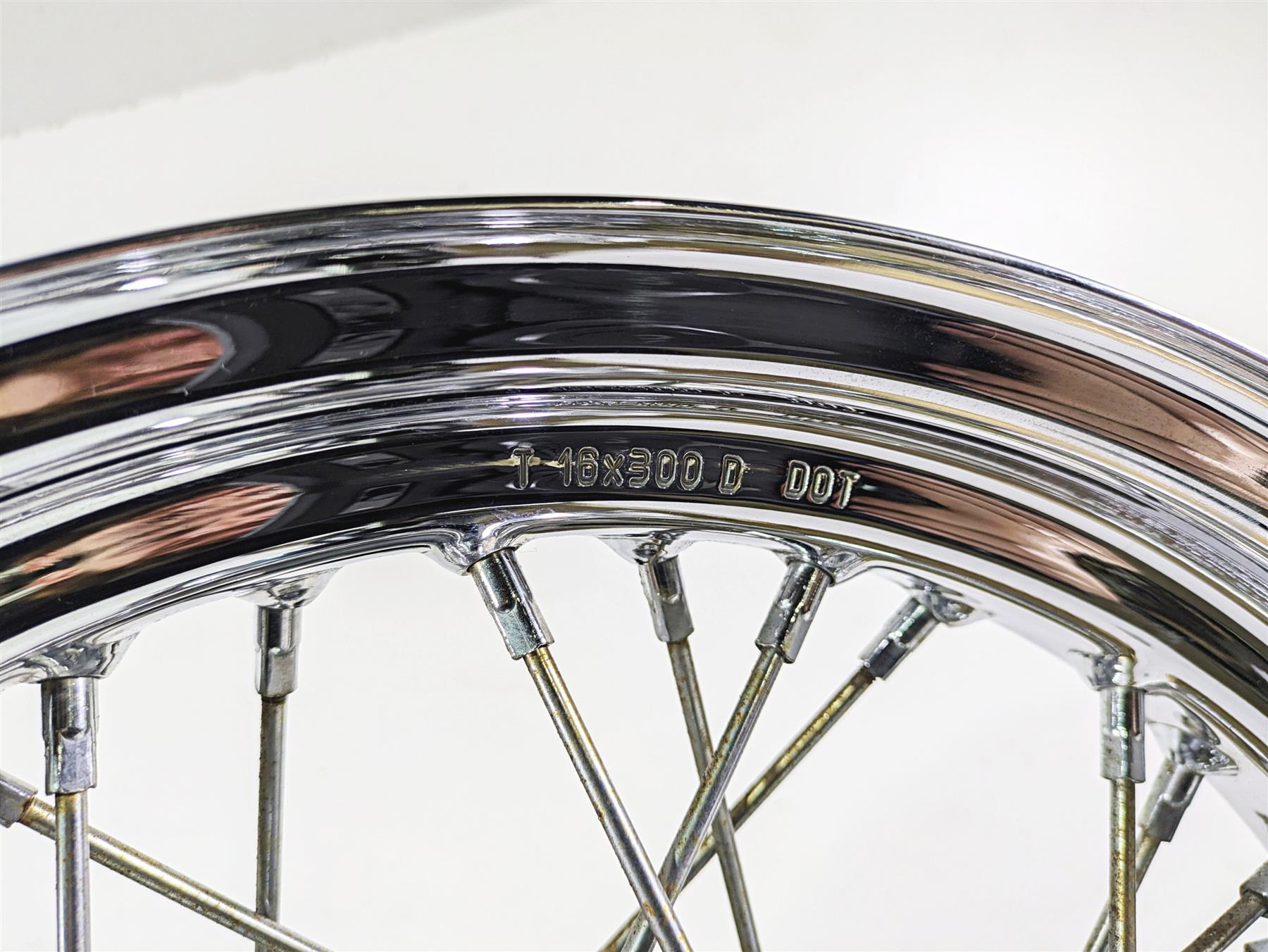 2016 Harley FLSTC Softail Heritage Front Wheel Rim & Cover 16x3 Wobble 41559-08 {{ shop.shopifyCountryName }} - Mototech271