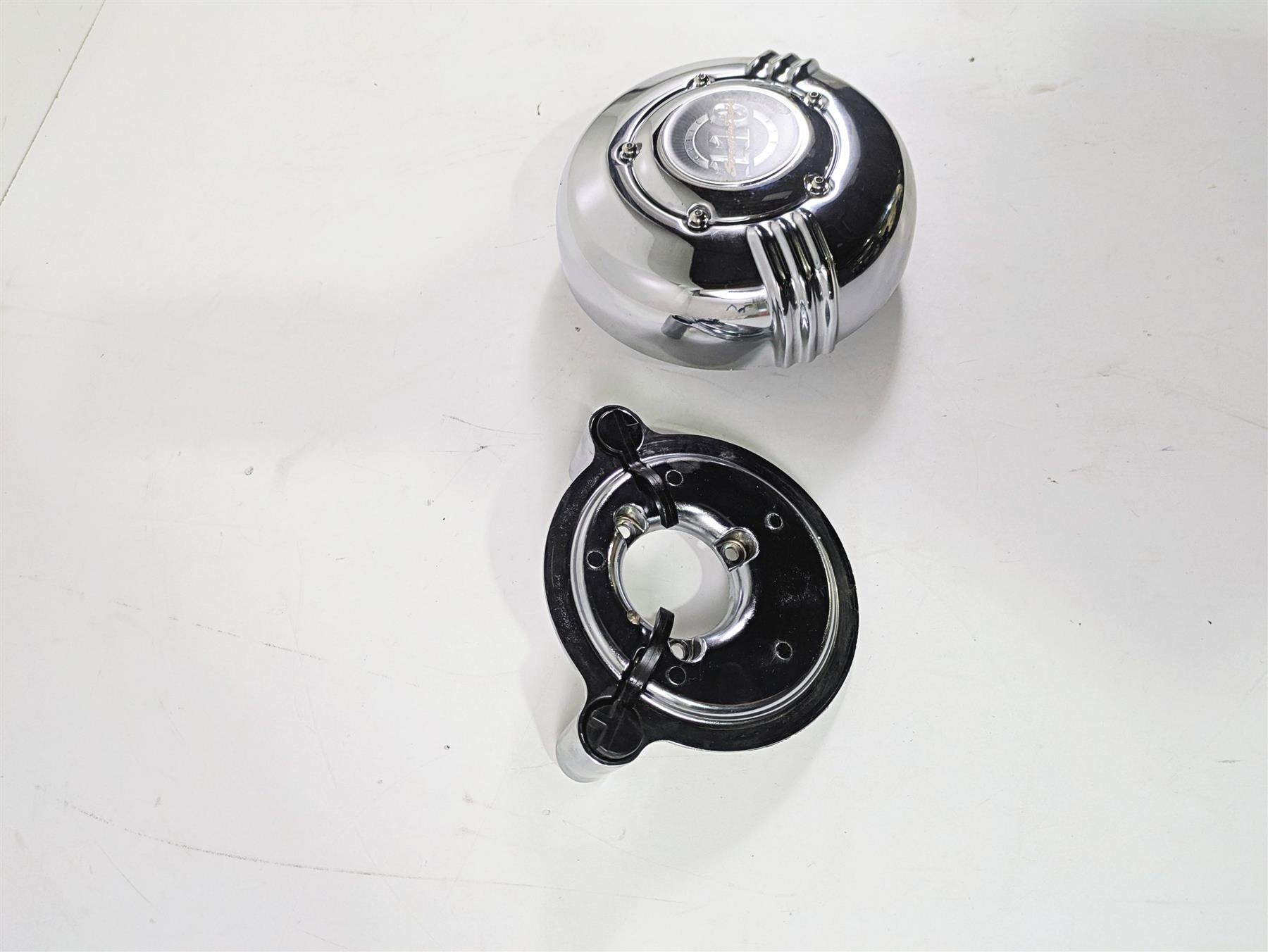 2007 Harley Touring FLHRSE CVO Road King Air Cleaner Breather Filter 29478-05A {{ shop.shopifyCountryName }} - Mototech271