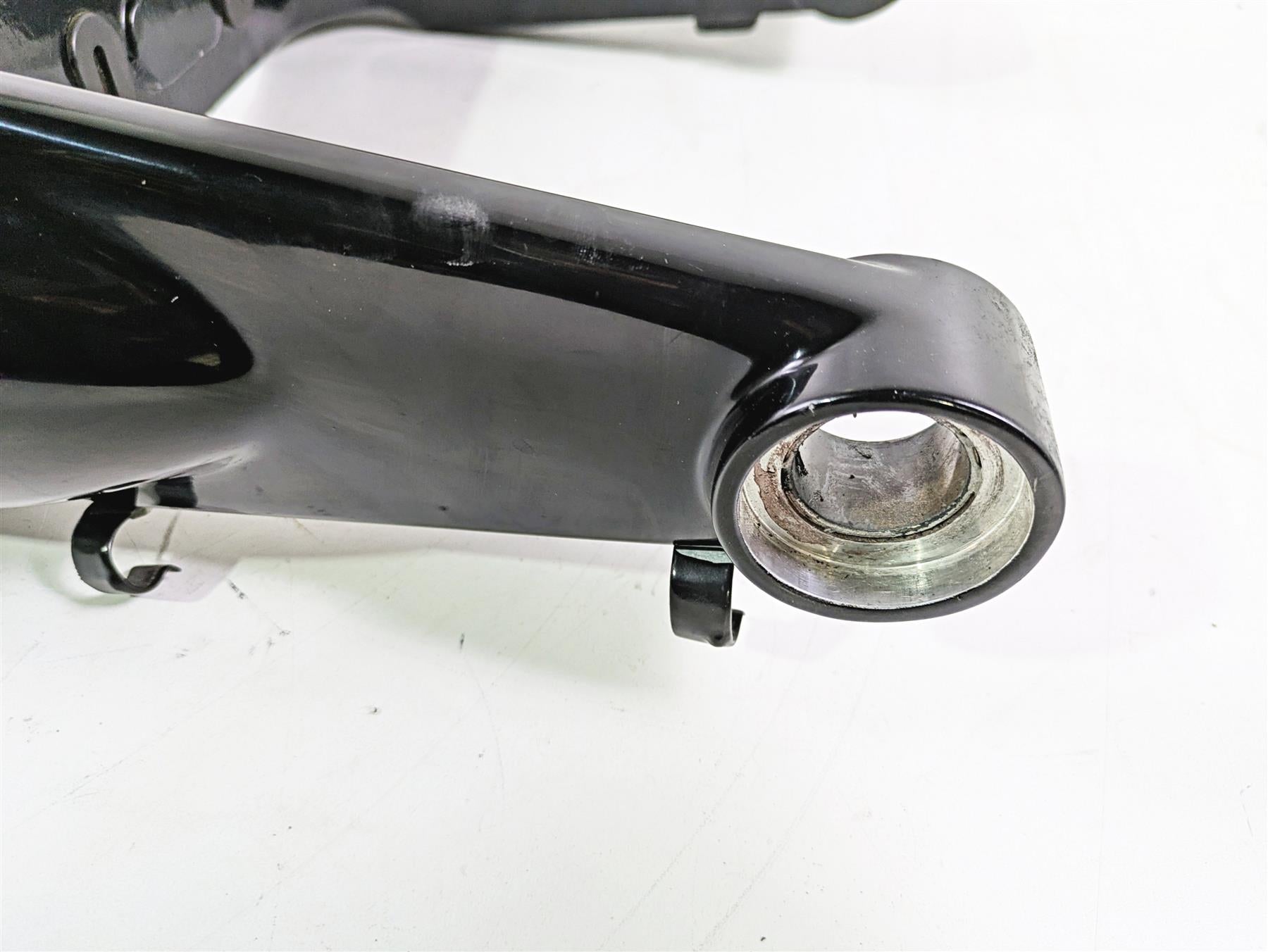 2010 Harley VRSCF Muscle Rod Black Swingarm Swing Arm & Guards 48606-07A {{ shop.shopifyCountryName }} - Mototech271