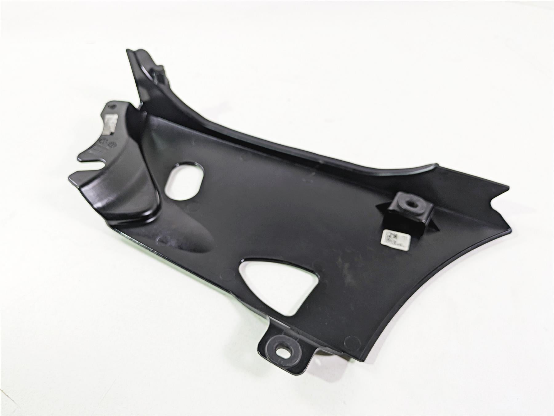 2017 Indian Chieftain Limited Right Lower Side Cover Fairing - Black 5450418 {{ shop.shopifyCountryName }} - Mototech271