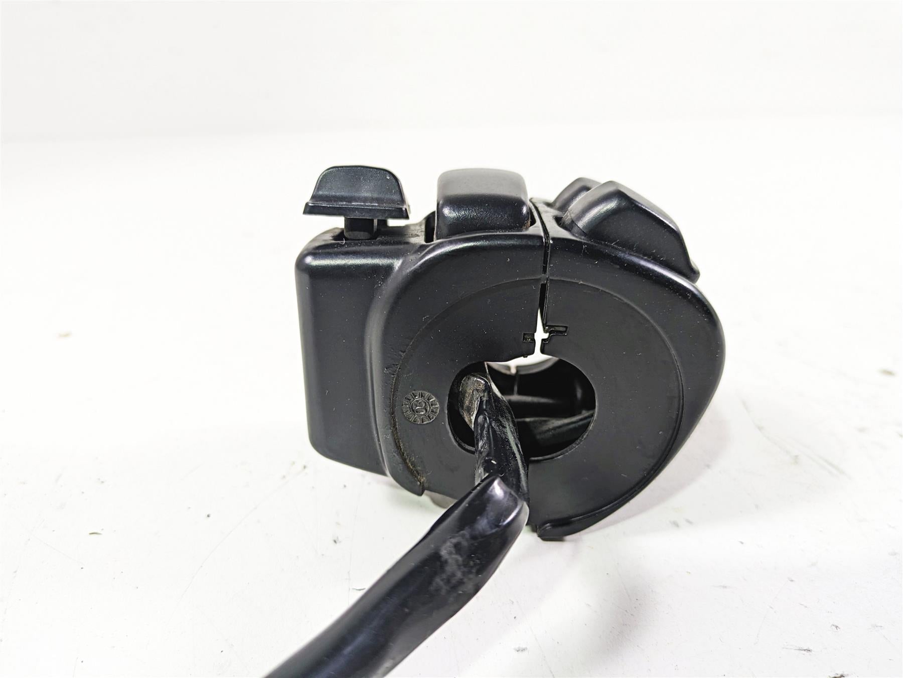 2003 Harley Touring FLHTCUI 100TH E-Glide Left Hand Control Switch 71597-96B {{ shop.shopifyCountryName }} - Mototech271