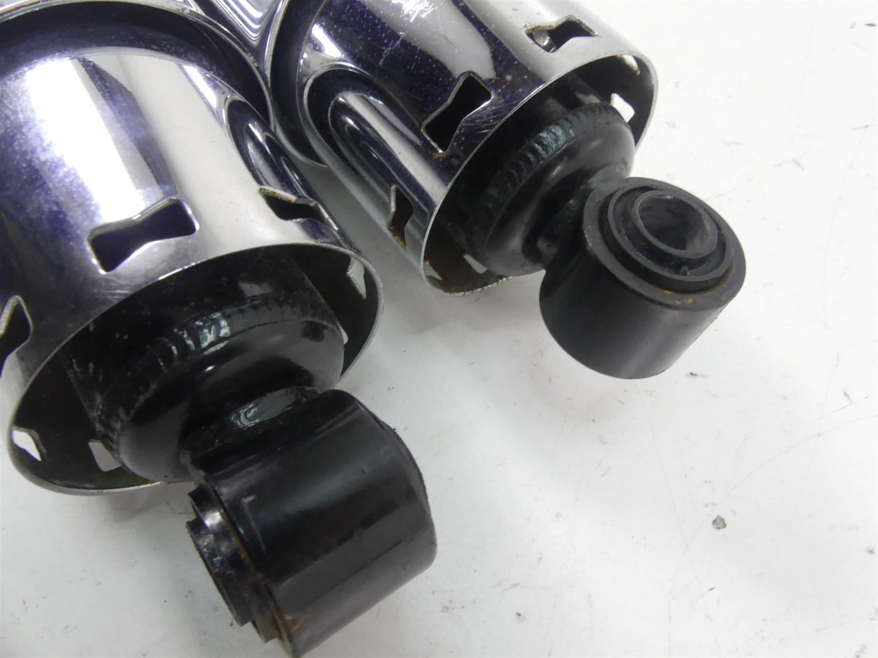 2010 Harley FXDWG Dyna Wide Glide Progressive Suspension 11" Rear Shock 412-4041 {{ shop.shopifyCountryName }} - Mototech271
