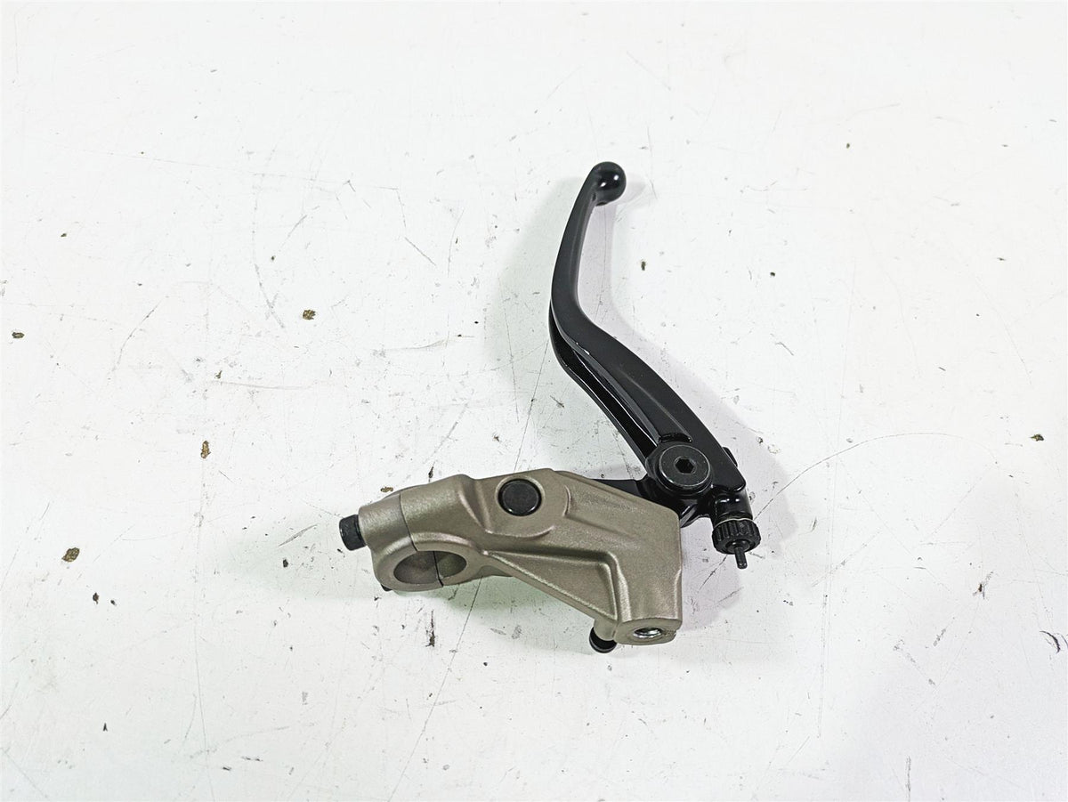 2023 Triumph Street Triple 765 RS Clutch Perch & Lever T2043061 {{ shop.shopifyCountryName }} - Mototech271
