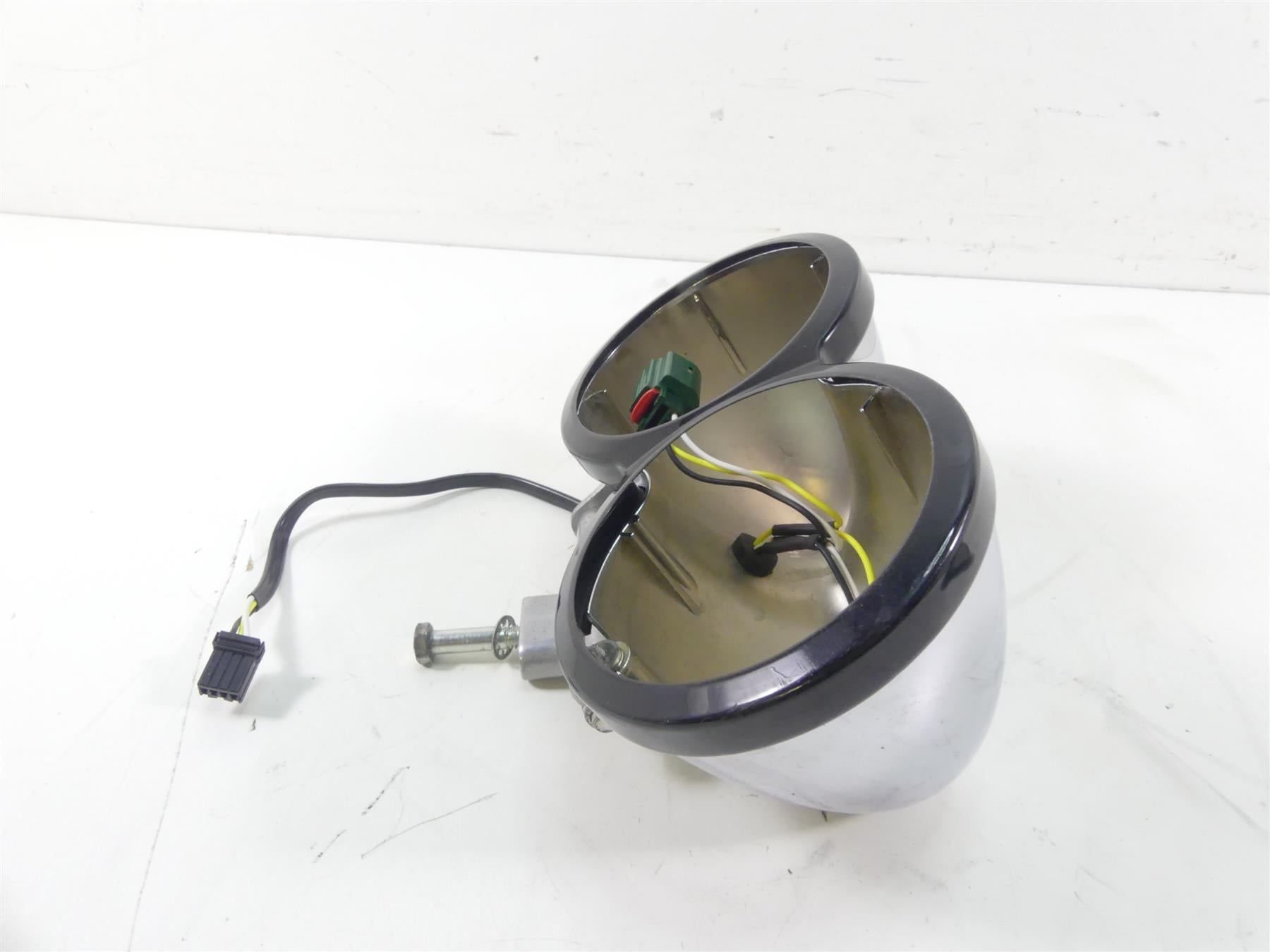 2014 Harley Dyna FXDF Fat Bob Headlight Head Light Lamp Bucket & Cover 67700167 {{ shop.shopifyCountryName }} - Mototech271