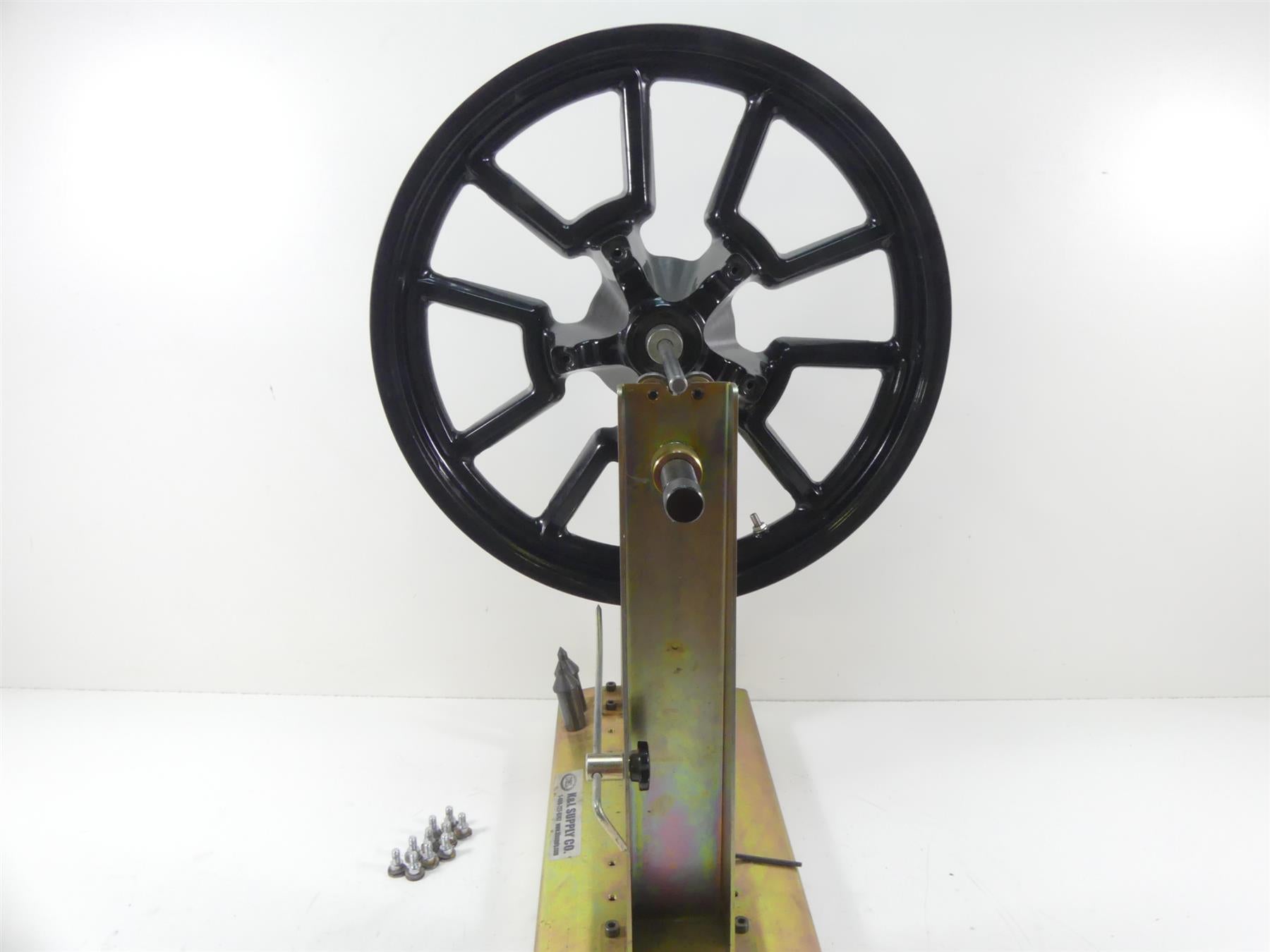 2016 Harley FXDLS Dyna Low Rider Front Wheel Rim 19x.25 -Read 43300449 {{ shop.shopifyCountryName }} - Mototech271