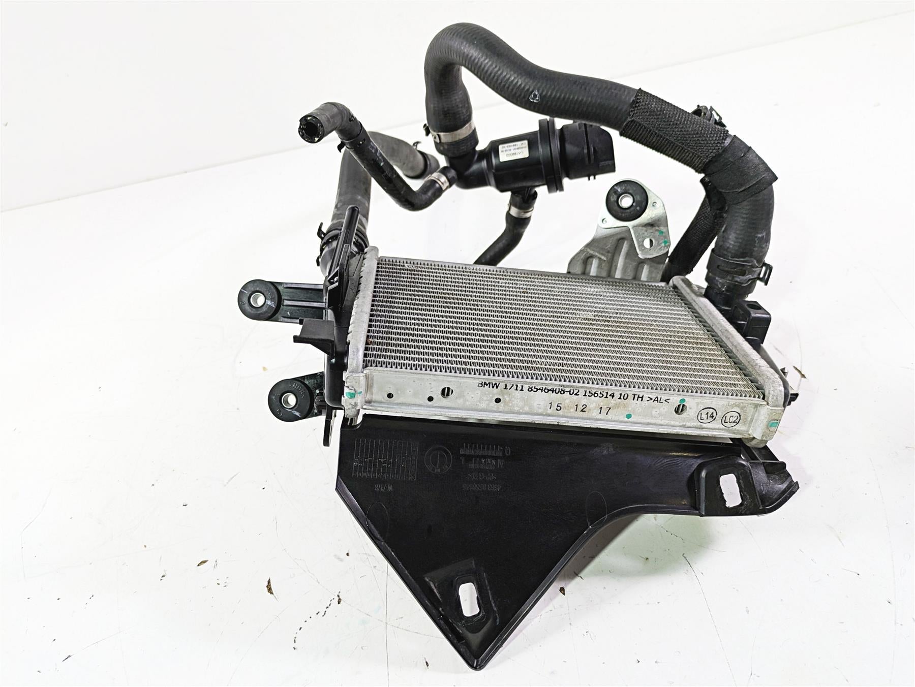 2018 BMW R1200GS GSW K50 Left Radiator + Thermostat Fan & Cover Set 17118546408 {{ shop.shopifyCountryName }} - Mototech271