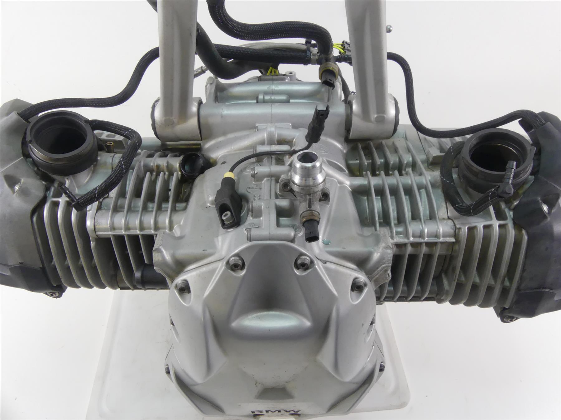 2014 BMW R1200GS K50 Running Engine Motor 16K + Trailing Arm - Video 11008389099 {{ shop.shopifyCountryName }} - Mototech271