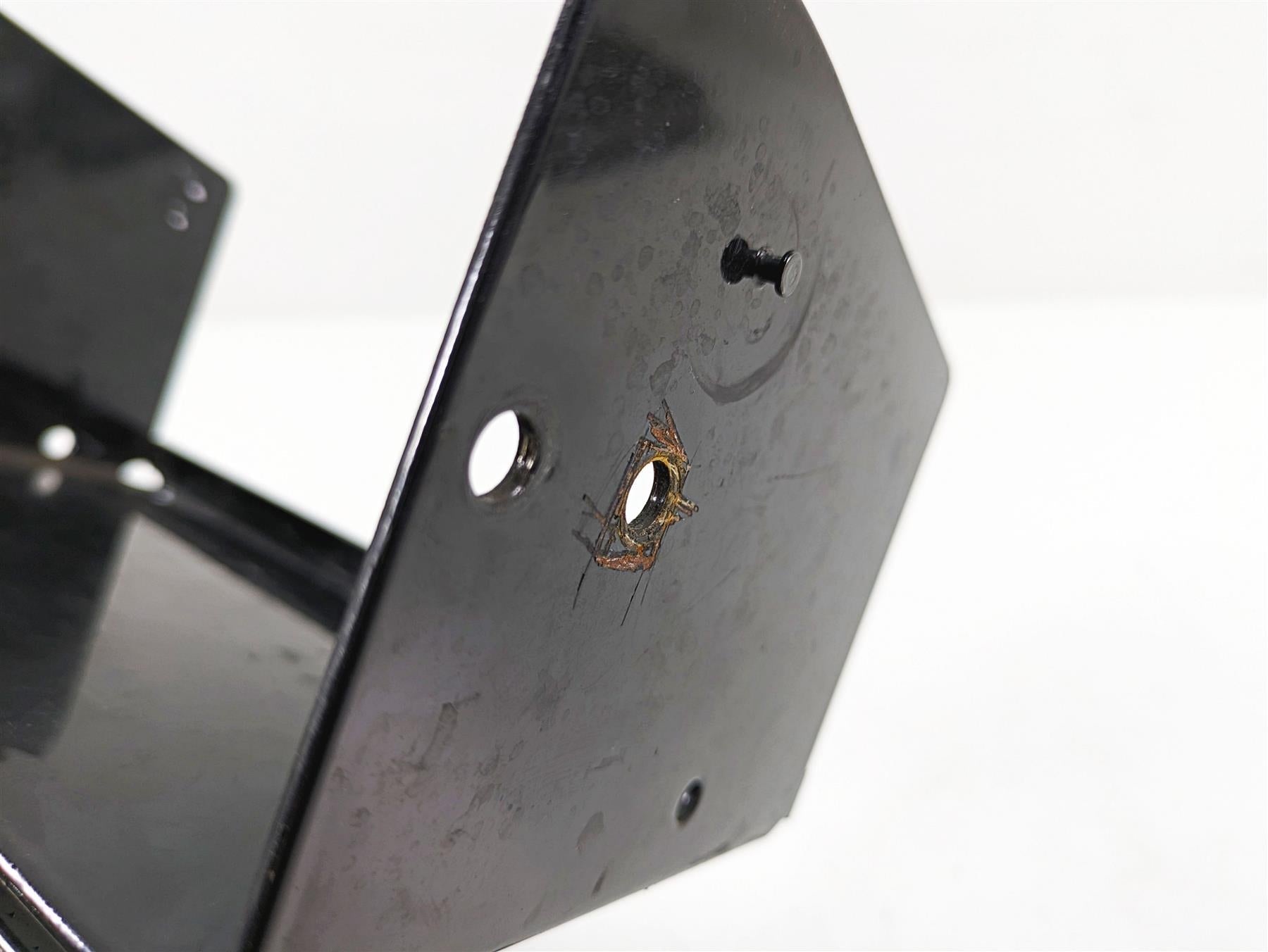 2011 Harley Touring FLTRU Road Glide Front Fairing Mount Holder Bracket 58530-10 {{ shop.shopifyCountryName }} - Mototech271