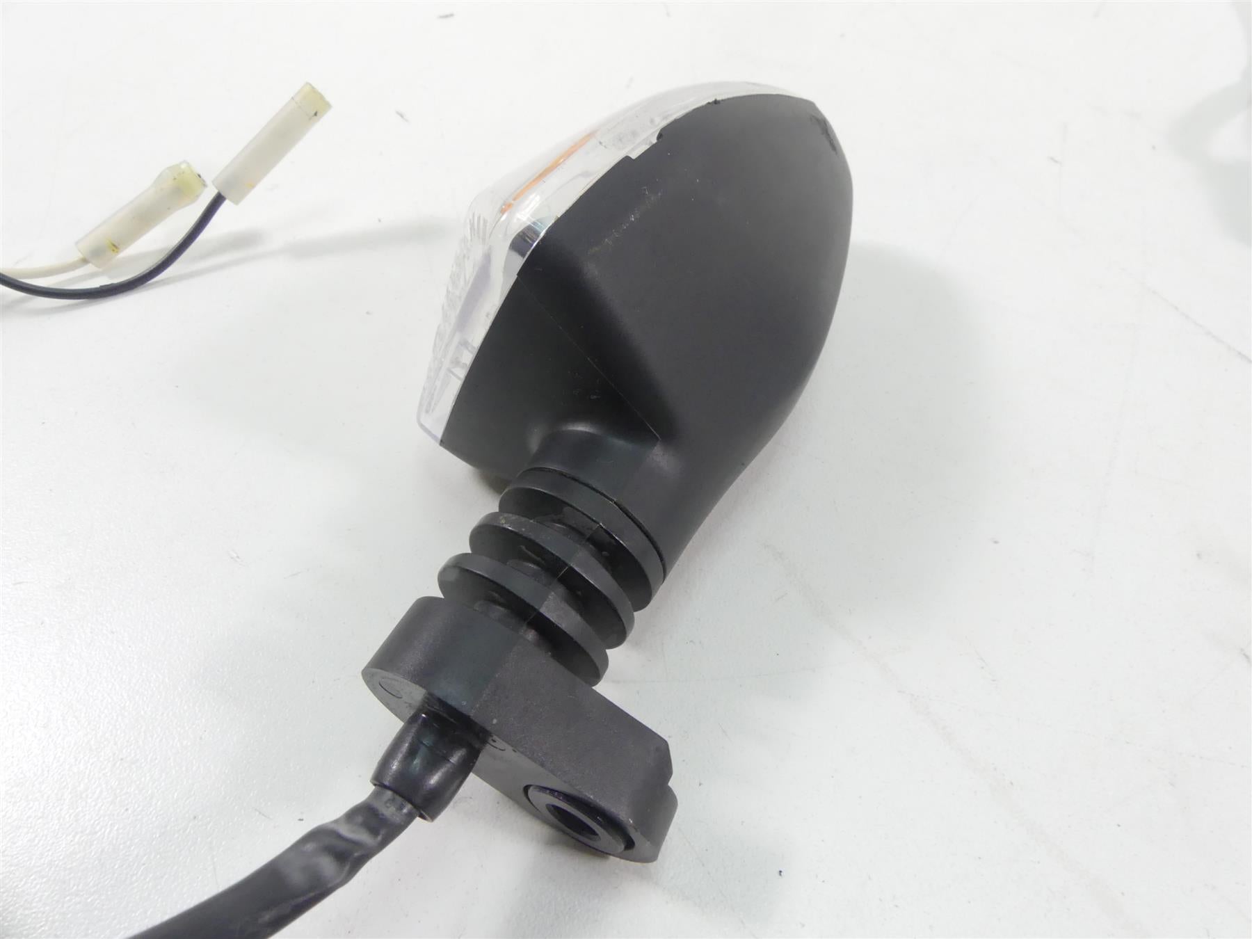 2020 Triumph Speed Triple RS 1050 Front Turn Signal Blinkers T2700891 T2700892 {{ shop.shopifyCountryName }} - Mototech271