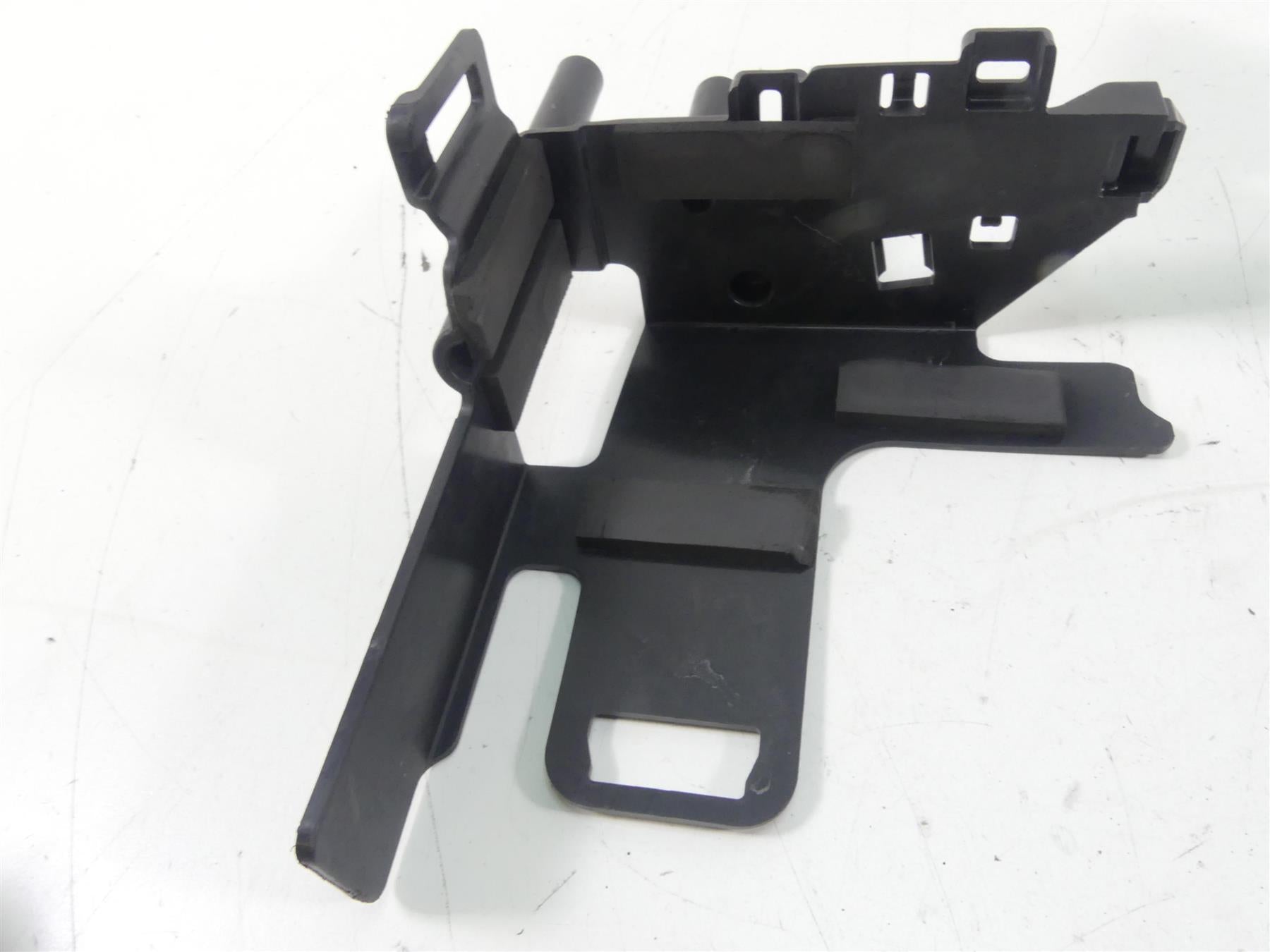 2019 Harley Softail FXBB Street Bob Electrical Carrier Plastic Set 69201523 {{ shop.shopifyCountryName }} - Mototech271