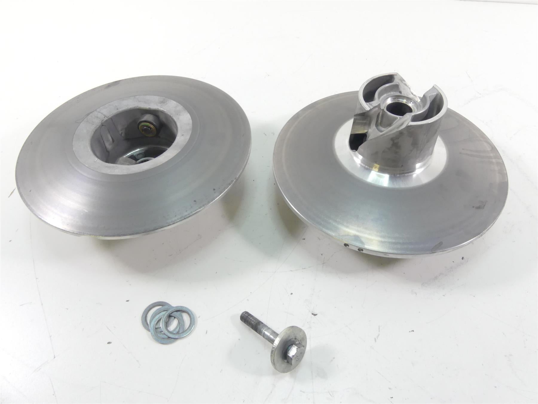 2015 Arctic Wild Cat 700 Sport LTD Secondary Driven Clutch 542mi 0823-541 {{ shop.shopifyCountryName }} - Mototech271