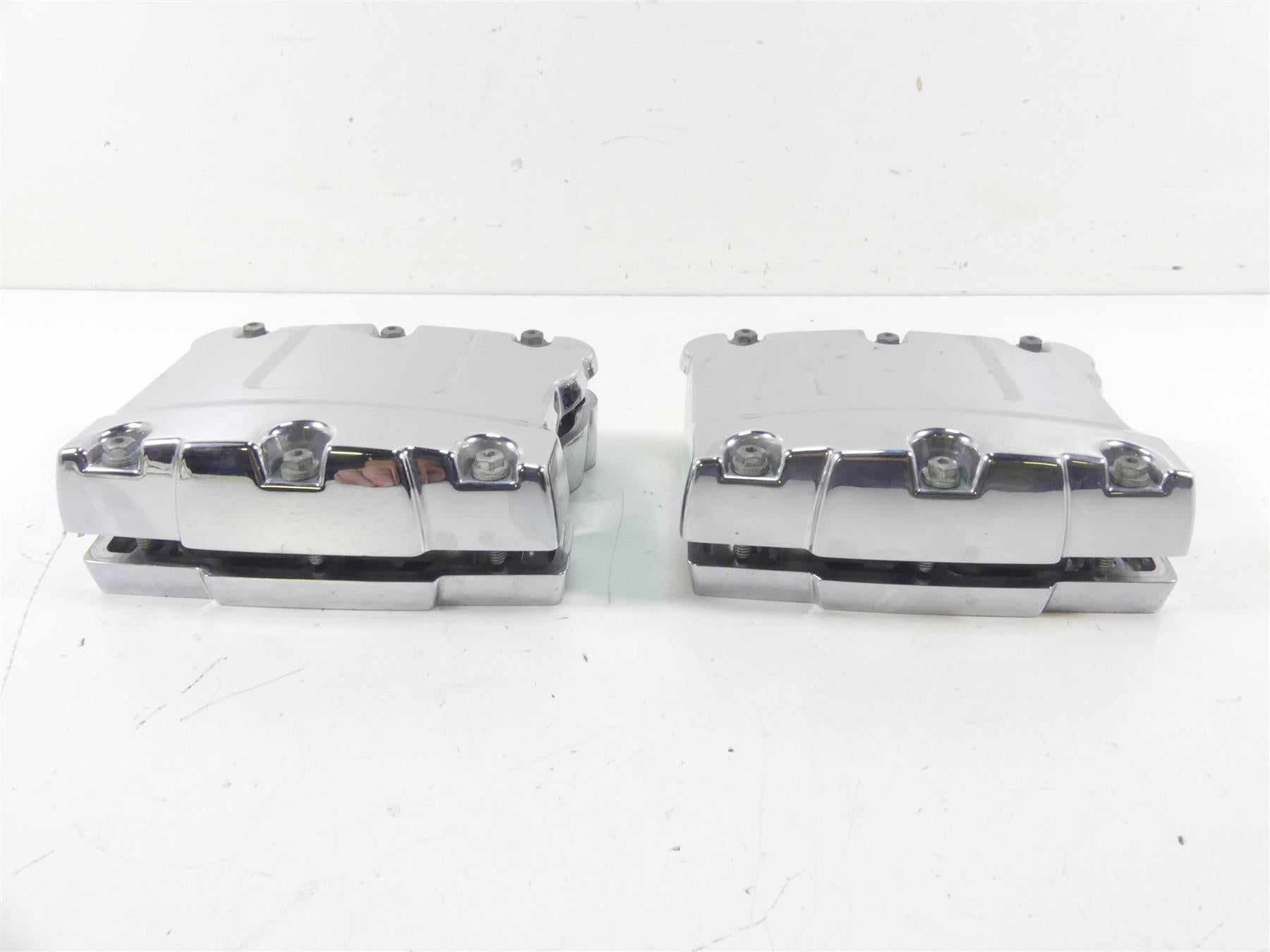 2002 Harley Touring FLHRCI Road King Chrome Rocker Arm Box Set 17543-99 {{ shop.shopifyCountryName }} - Mototech271
