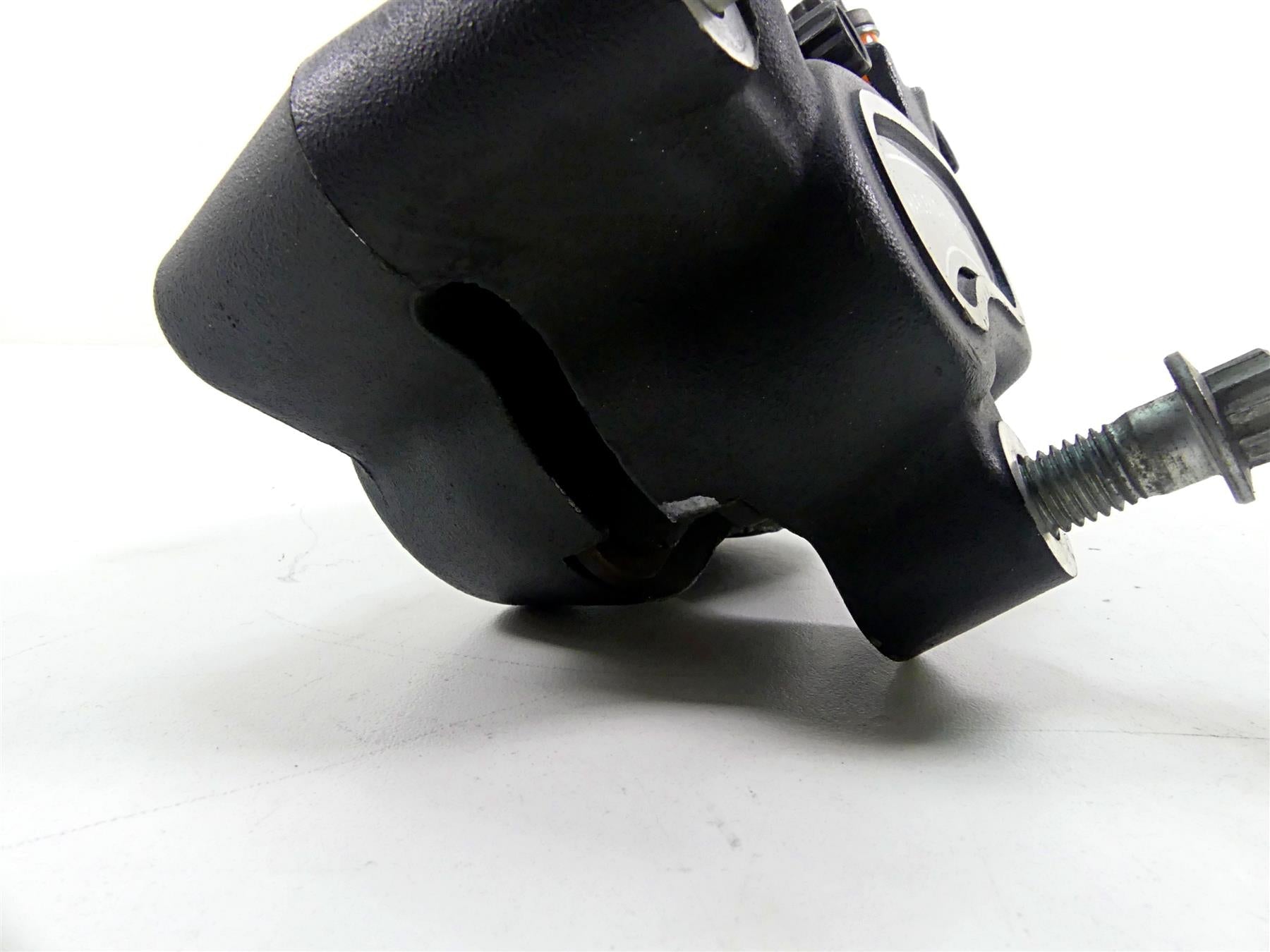 2014 Harley Dyna FXDB Street Bob Front Brake Caliper 41300001 {{ shop.shopifyCountryName }} - Mototech271