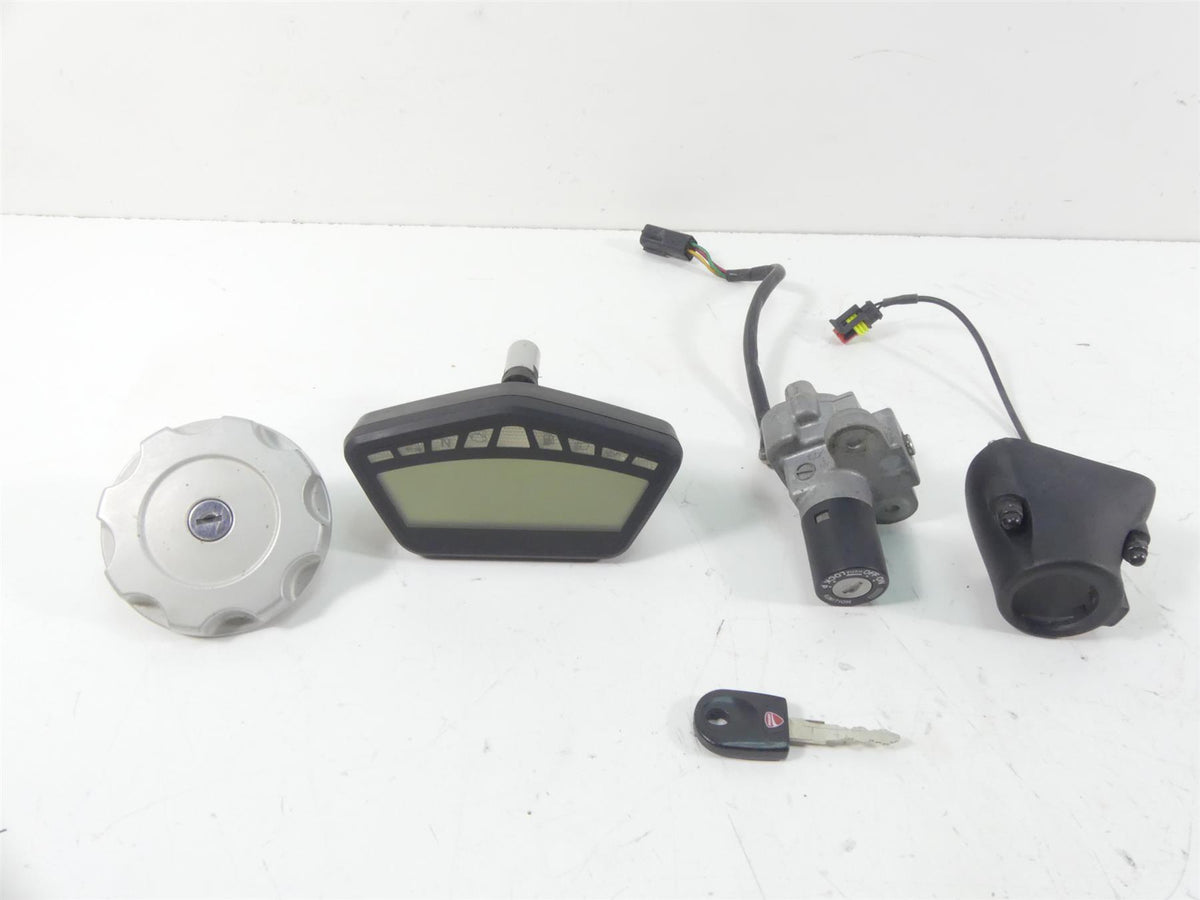 2011 Ducati Hypermotard 1100 SP Speedometer Ignition Switch Key 14K 40610773B {{ shop.shopifyCountryName }} - Mototech271