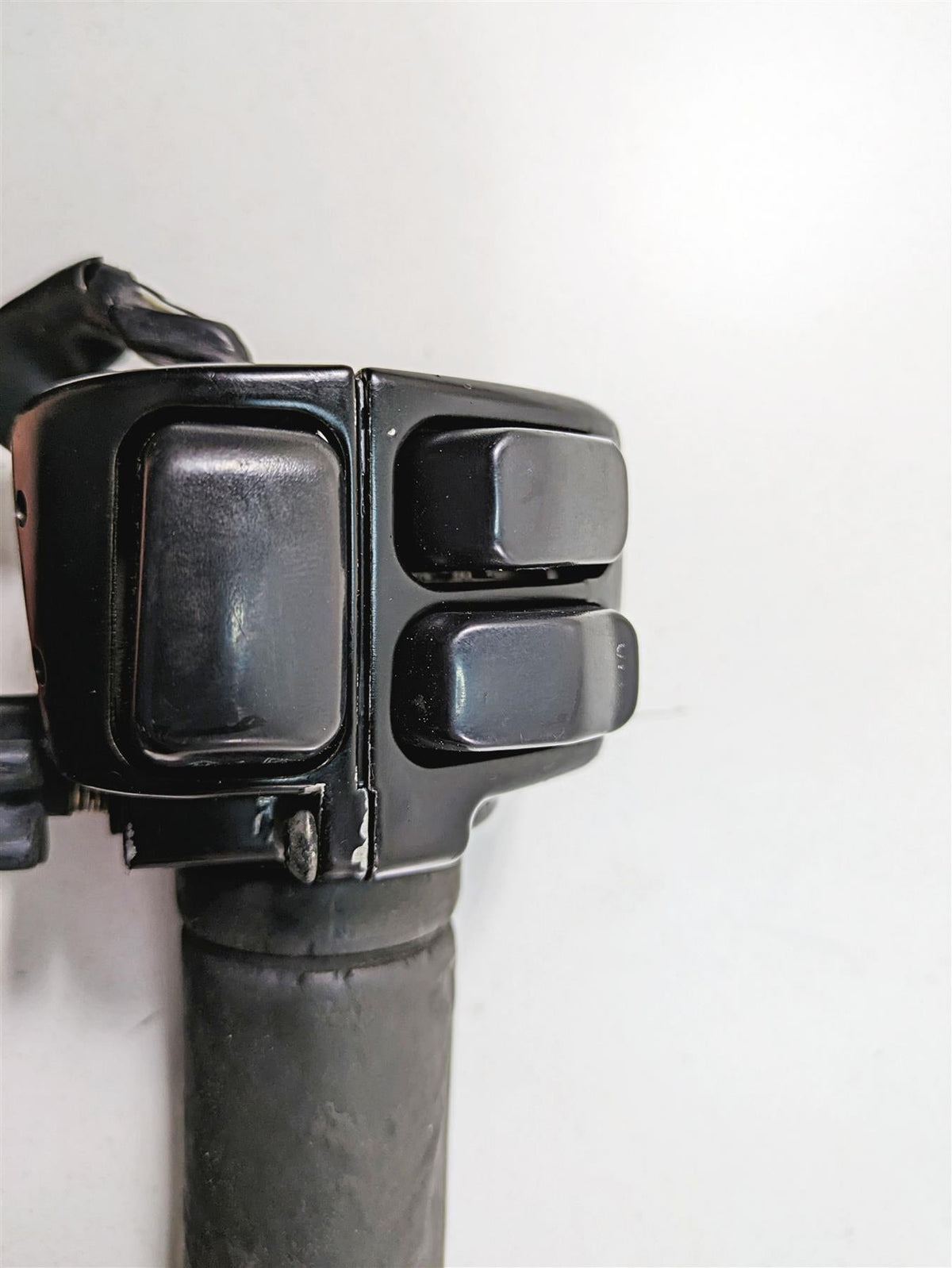 2006 Harley FLSTI Softail Heritage Right Hand Throttle Control Switch 71684-06A {{ shop.shopifyCountryName }} - Mototech271