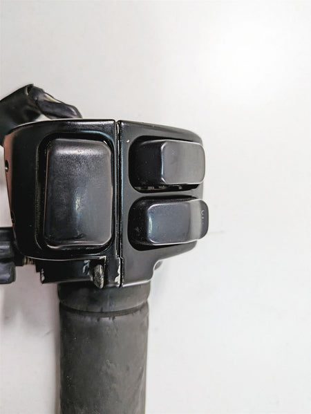 2006 Harley FLSTI Softail Heritage Right Hand Throttle Control Switch 71684-06A {{ shop.shopifyCountryName }} - Mototech271
