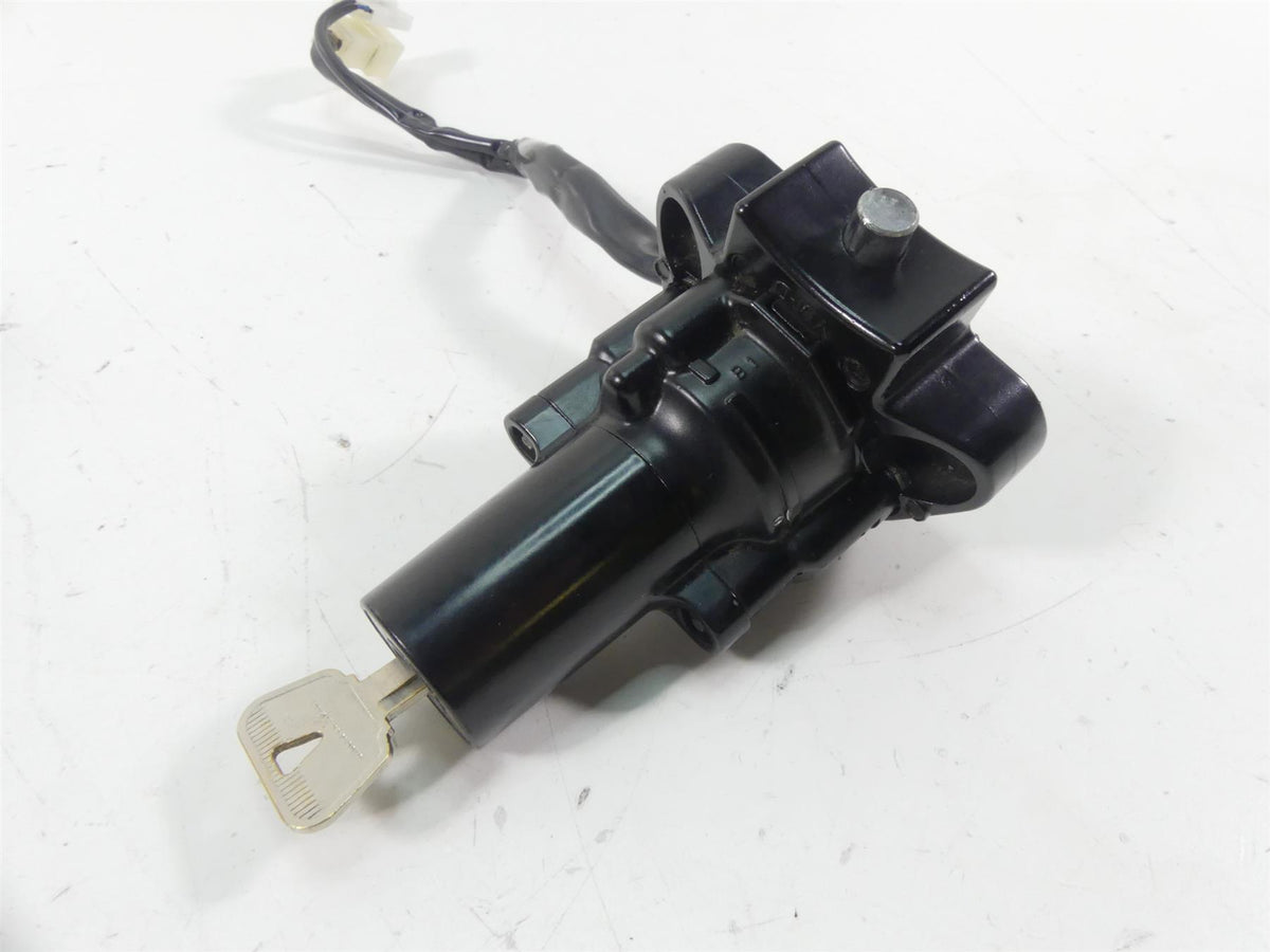 2013 Yamaha VMX17 V-Max 1700 Ignition Switch Key Lock Cap Set 2S3-82501-00-00 {{ shop.shopifyCountryName }} - Mototech271
