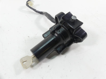 2013 Yamaha VMX17 V-Max 1700 Ignition Switch Key Lock Cap Set 2S3-82501-00-00 {{ shop.shopifyCountryName }} - Mototech271